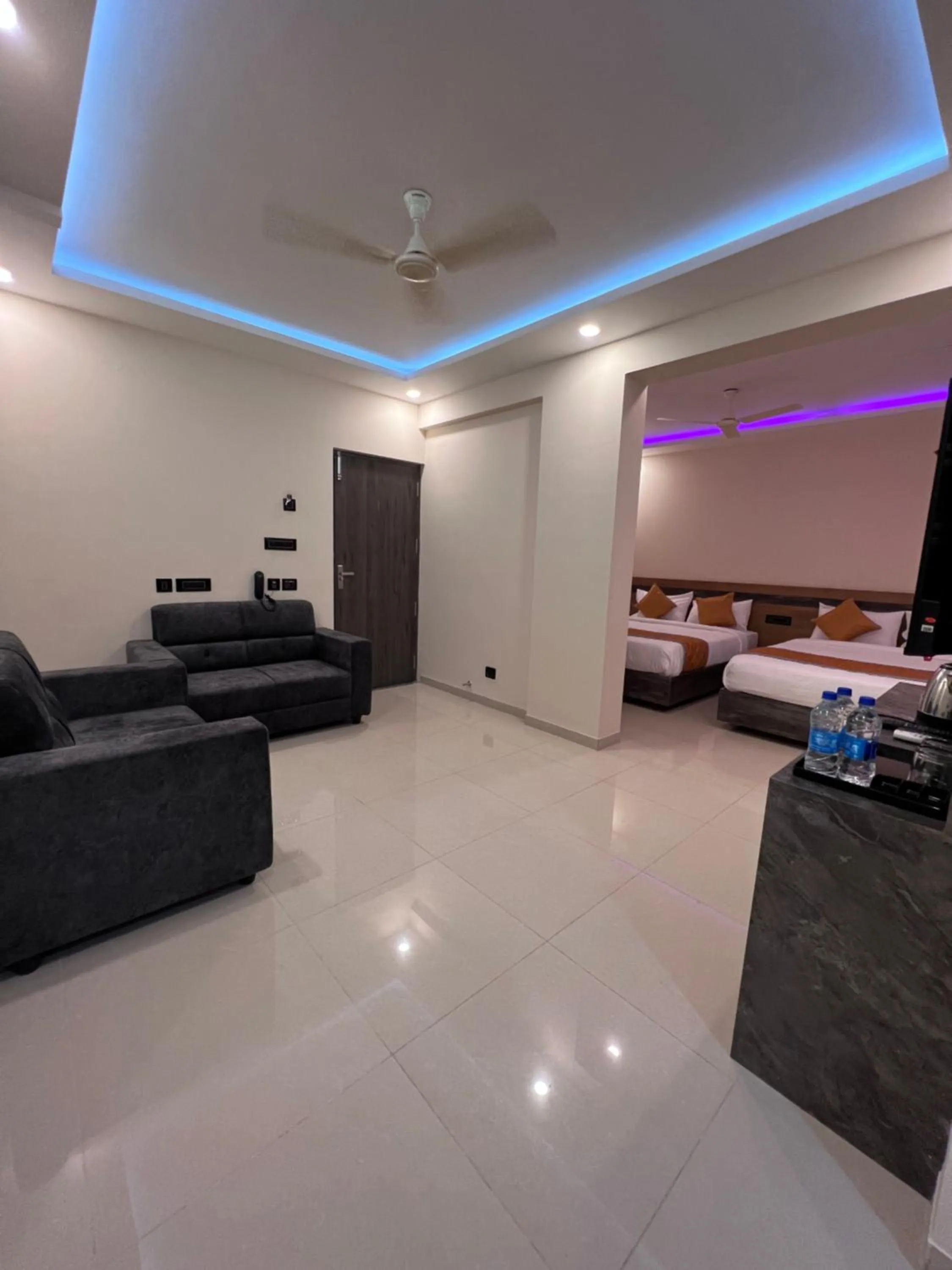 Living room in Hotel Mangalore Stay INN