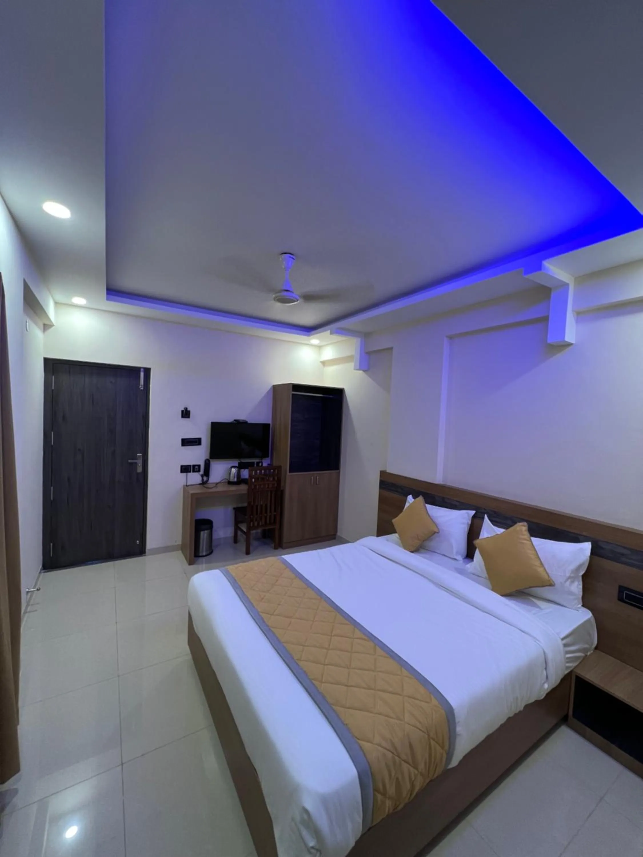 Bed in Hotel Mangalore Stay INN