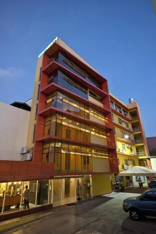 M Citi Suites M Citi Suites