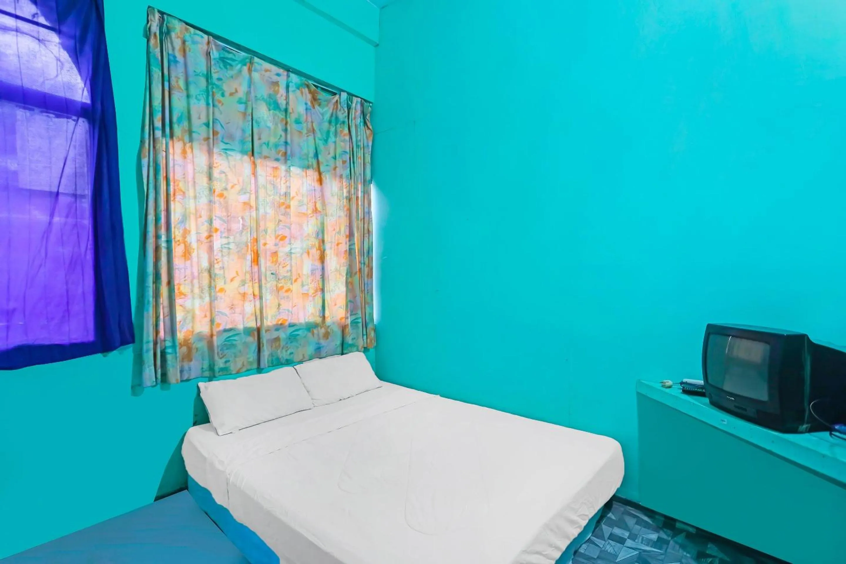 Bedroom, Bed in Hotel O Kurnia ShangrilaNearNagoya Hill Shopping Mall