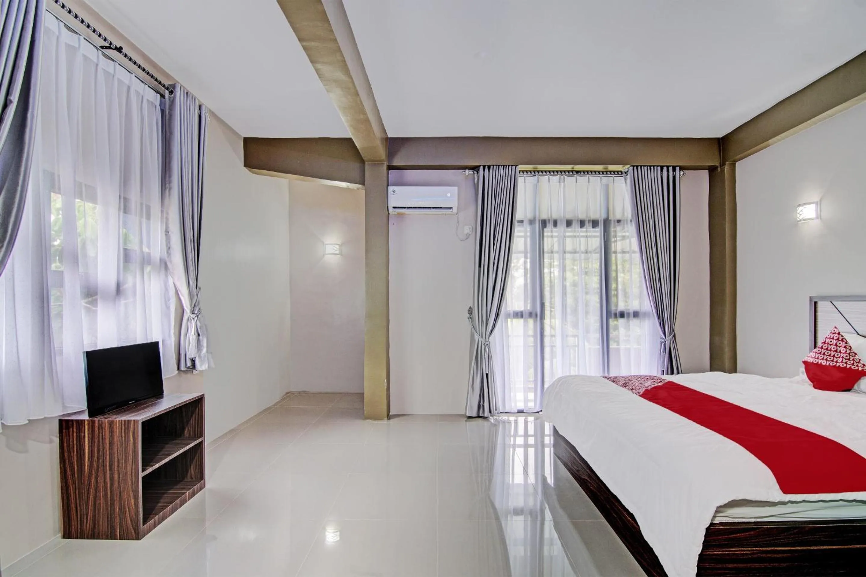 Bedroom, Bed in Hotel O Penginapan Thoybah Syariah Near Pondok Pesantren UMAR BIN KHATAB km 9 garuda sakti