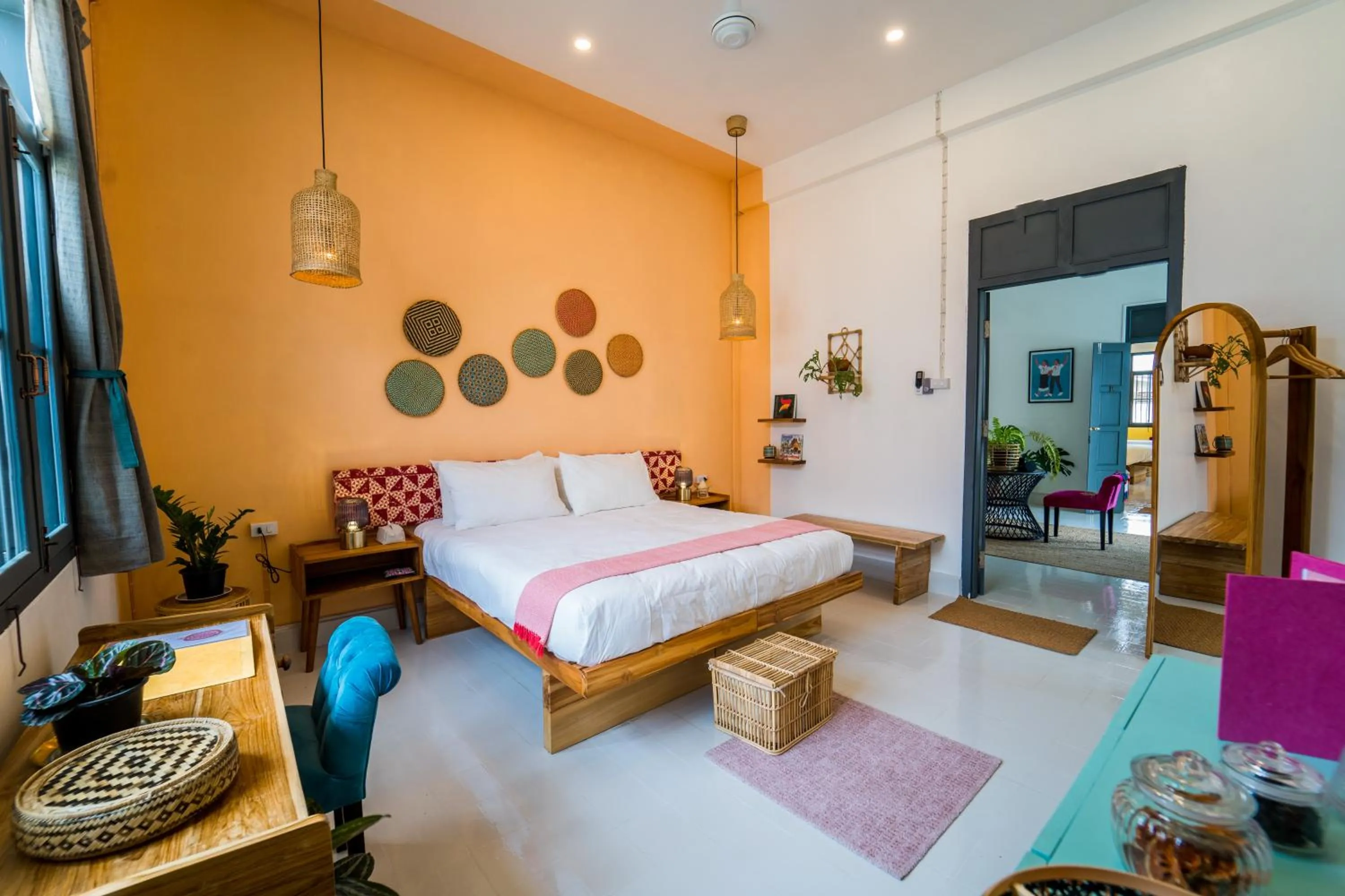 Photo of the whole room, Bed in Baan Pila