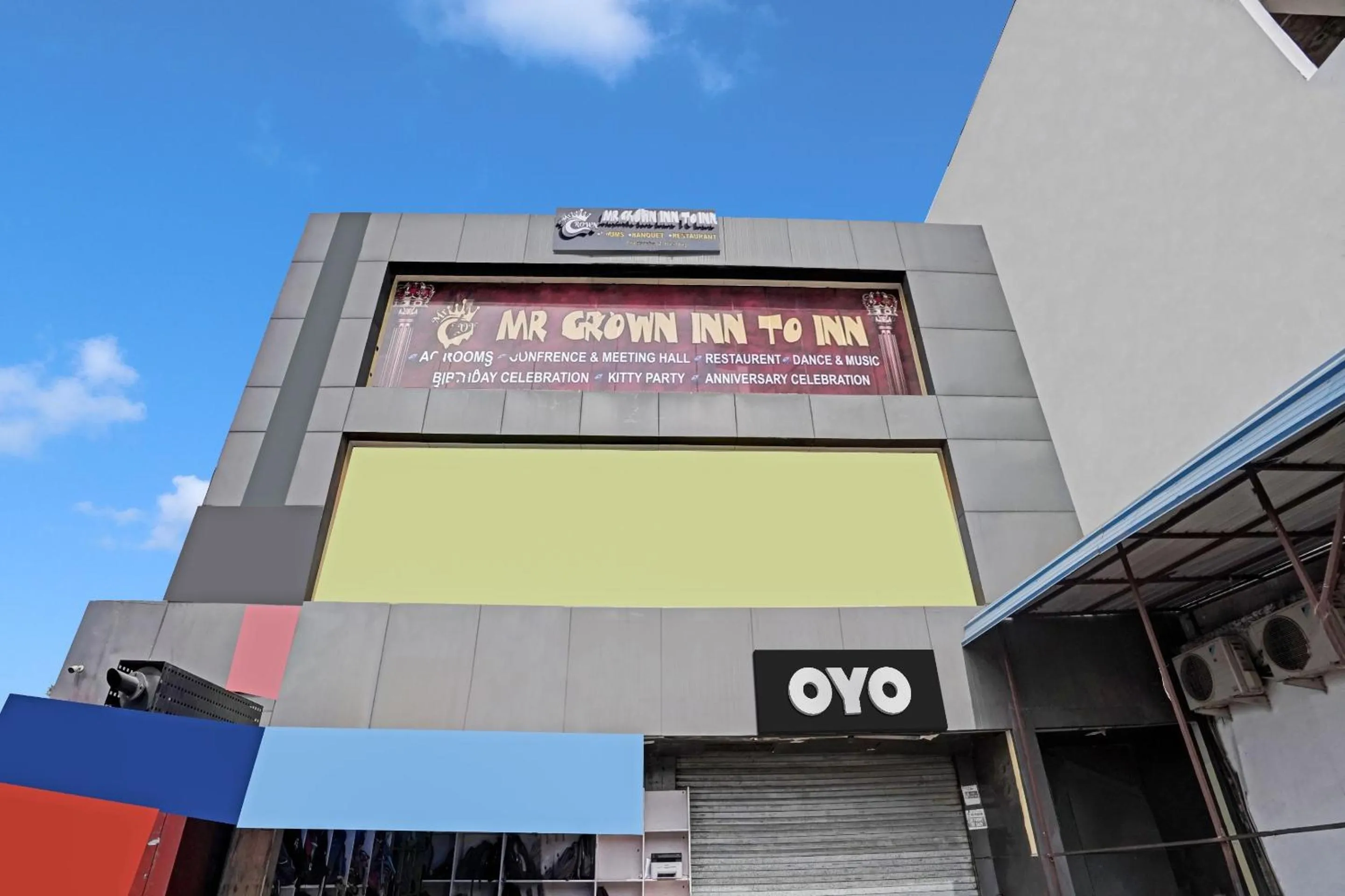 Facade/entrance in Hotel O Mr Crown Inn To Inn