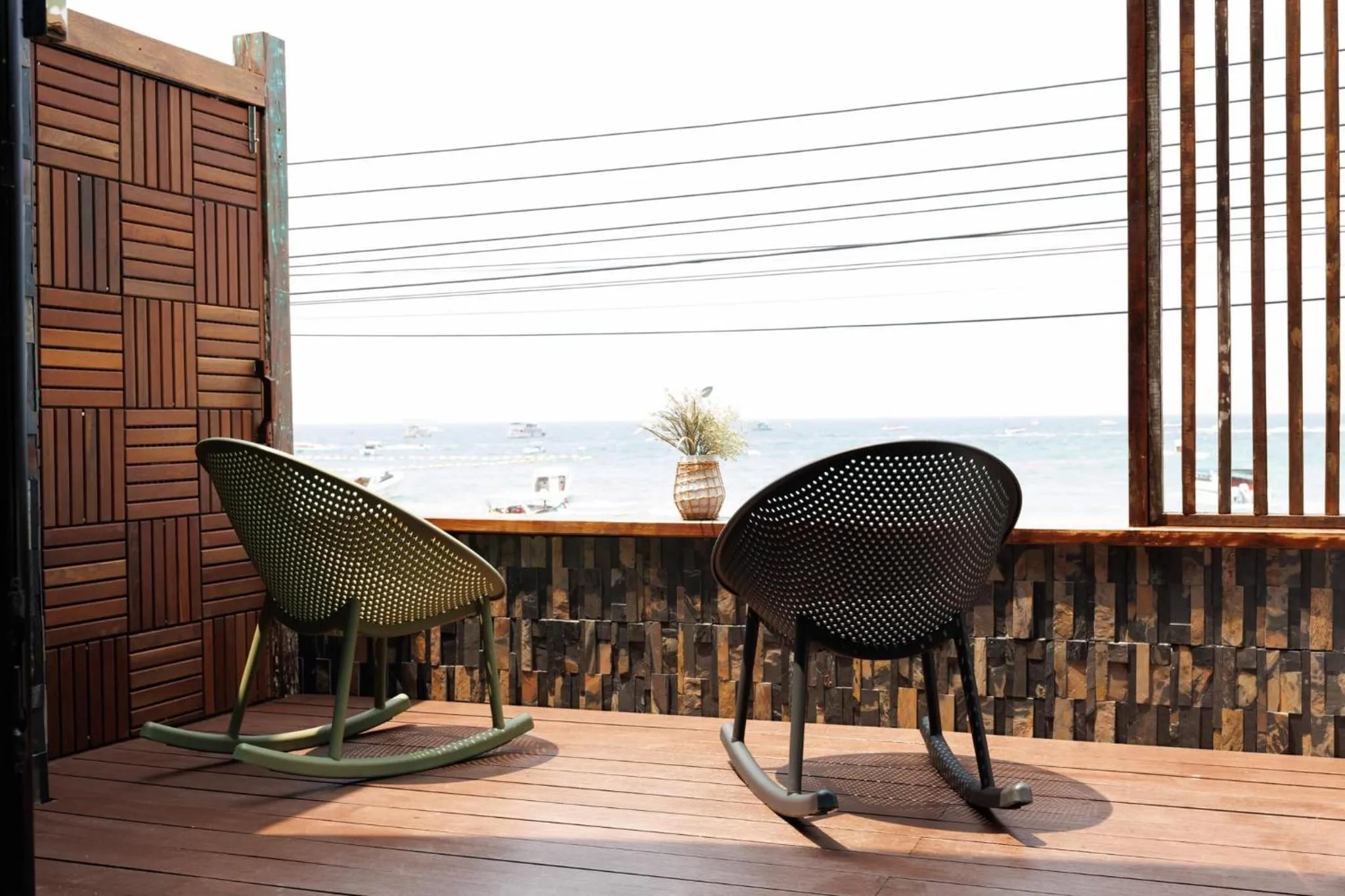 Seating area in IP PLUS BEACH RESORT Koh Larn