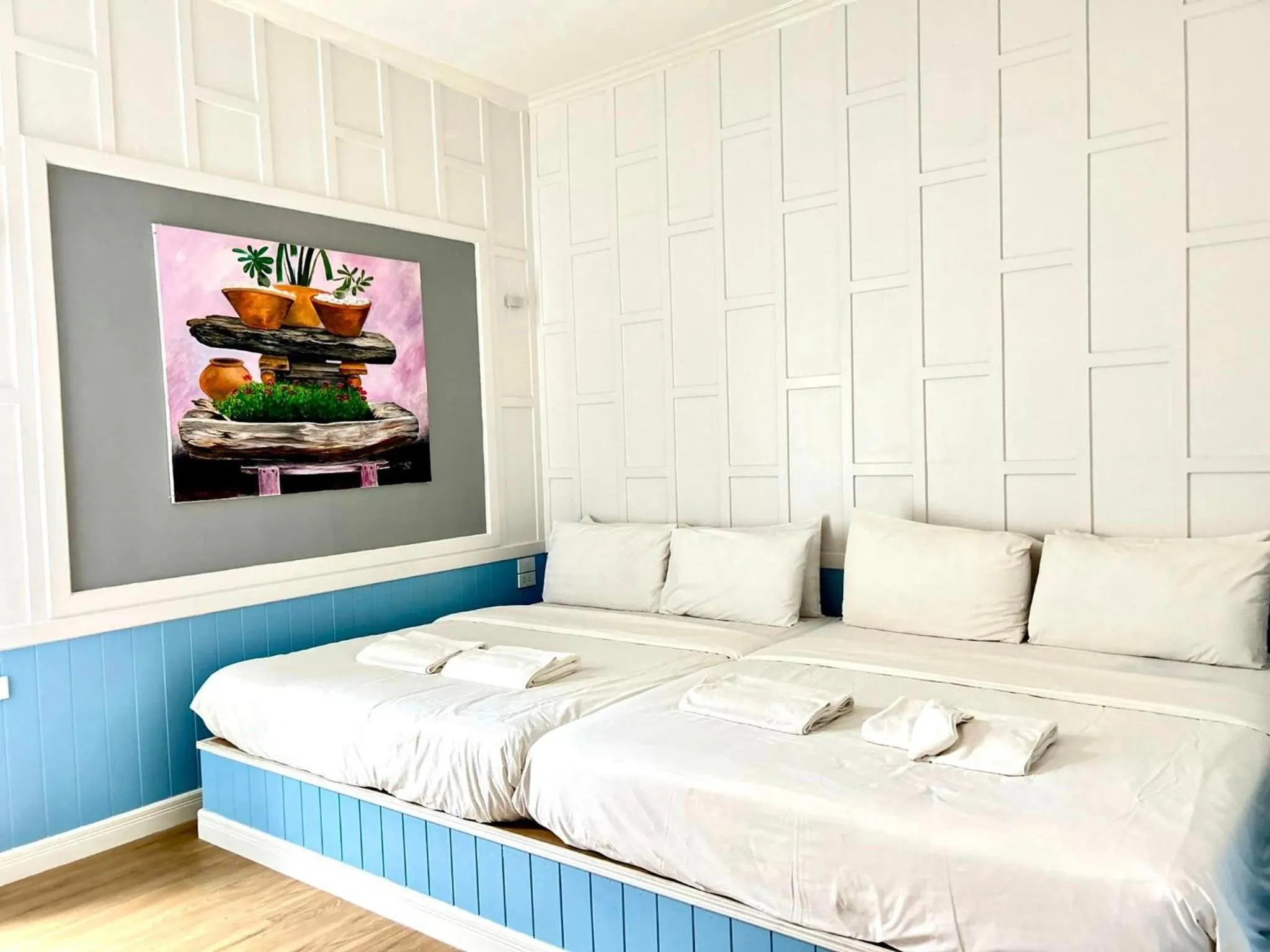 Bed in IP PLUS BEACH RESORT Koh Larn