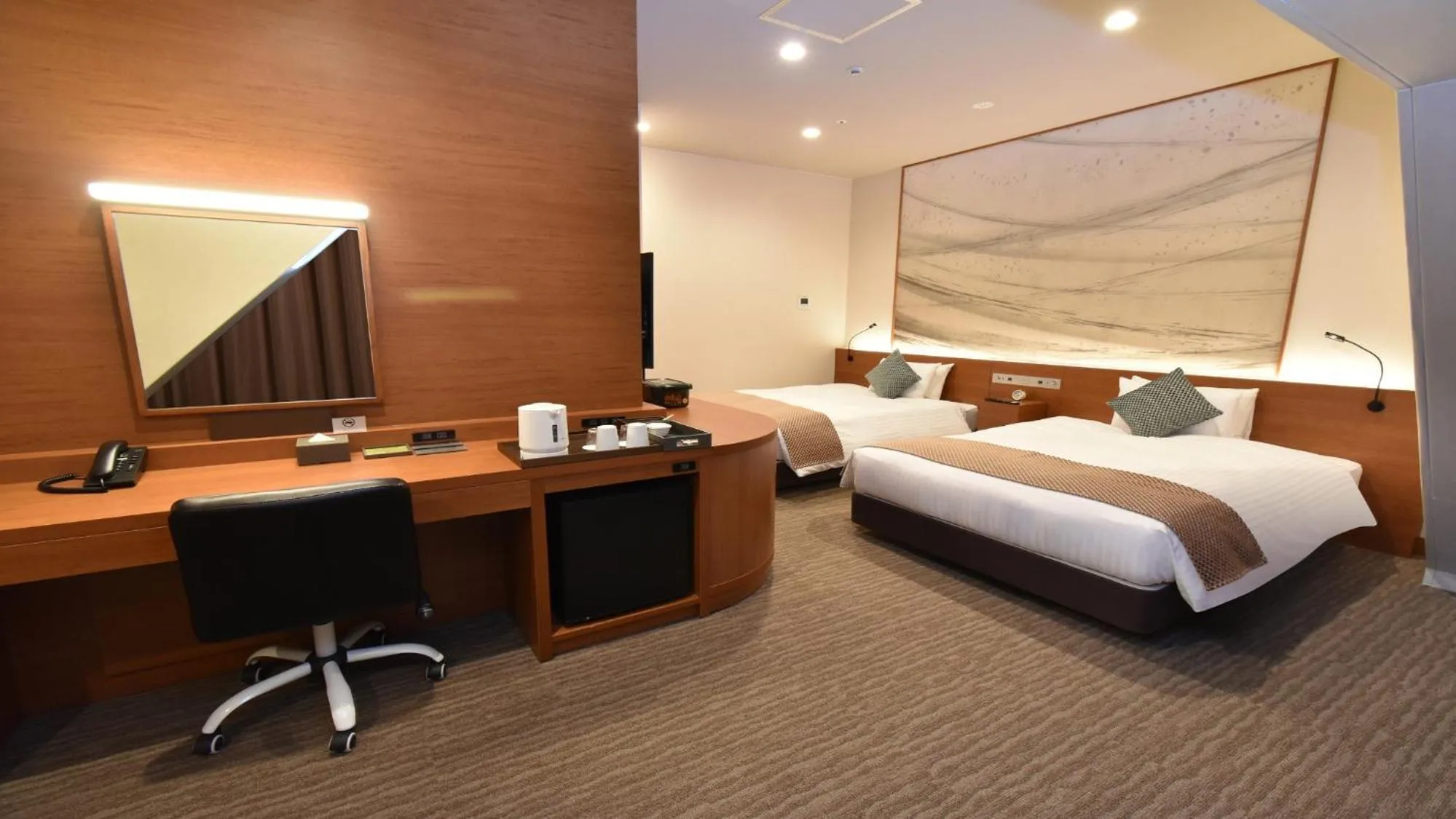 Photo of the whole room, Bed in Odysis Suites Osaka Airport Hotel