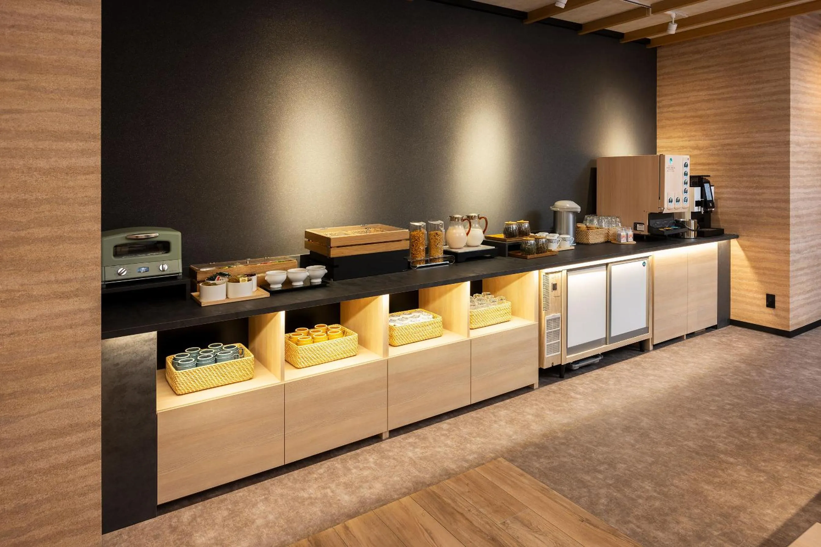 Buffet breakfast in Shizutetsu Hotel Prezio Osaka Shinsaibashi