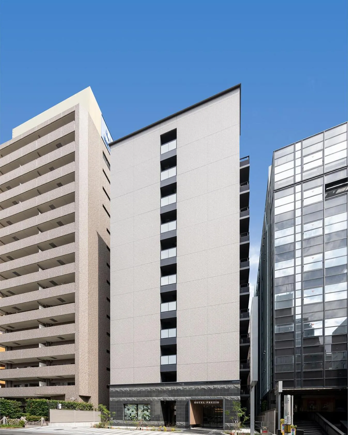 Property building in Shizutetsu Hotel Prezio Osaka Shinsaibashi