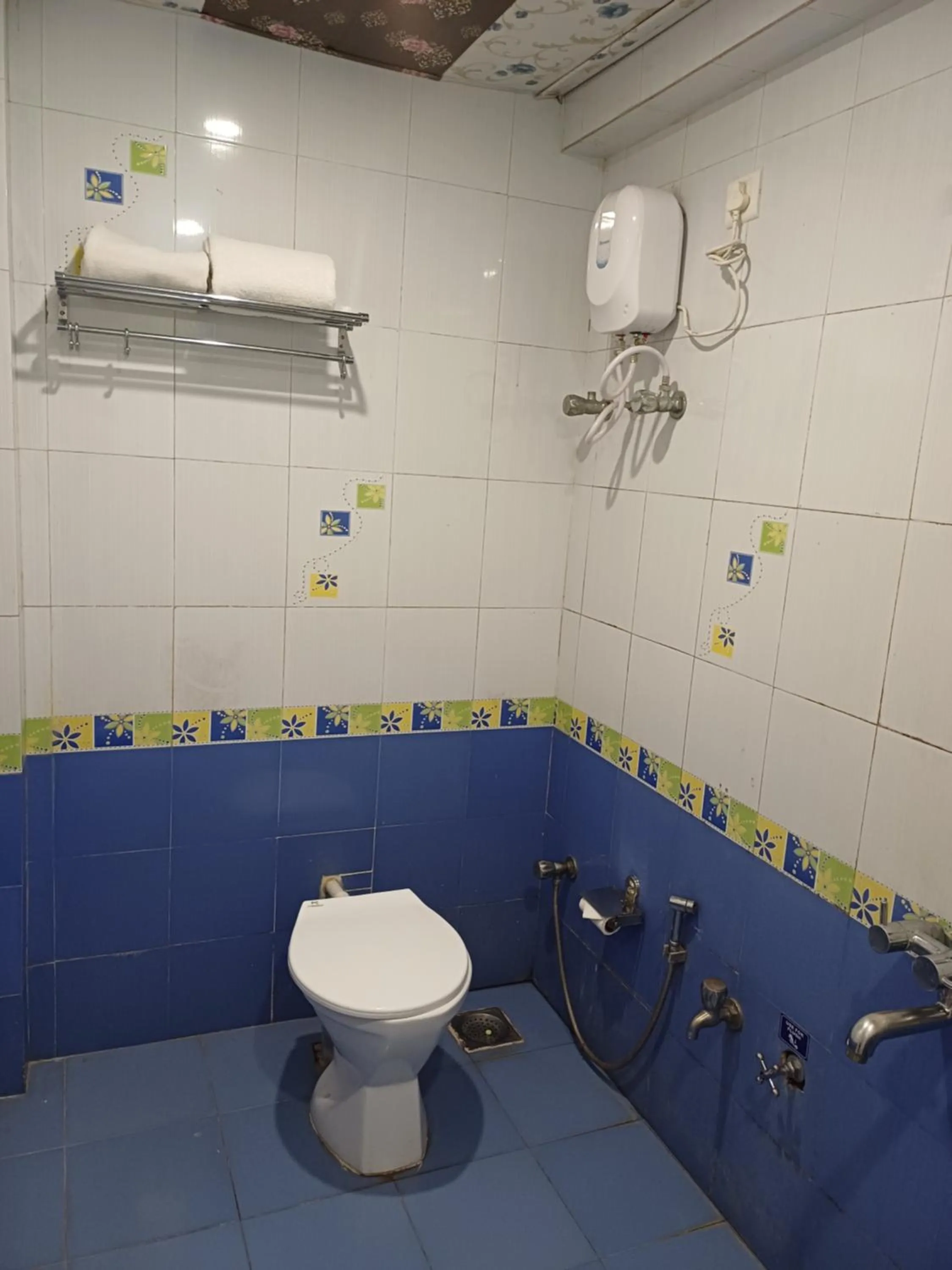 Toilet in VITS Daman Devka Beach