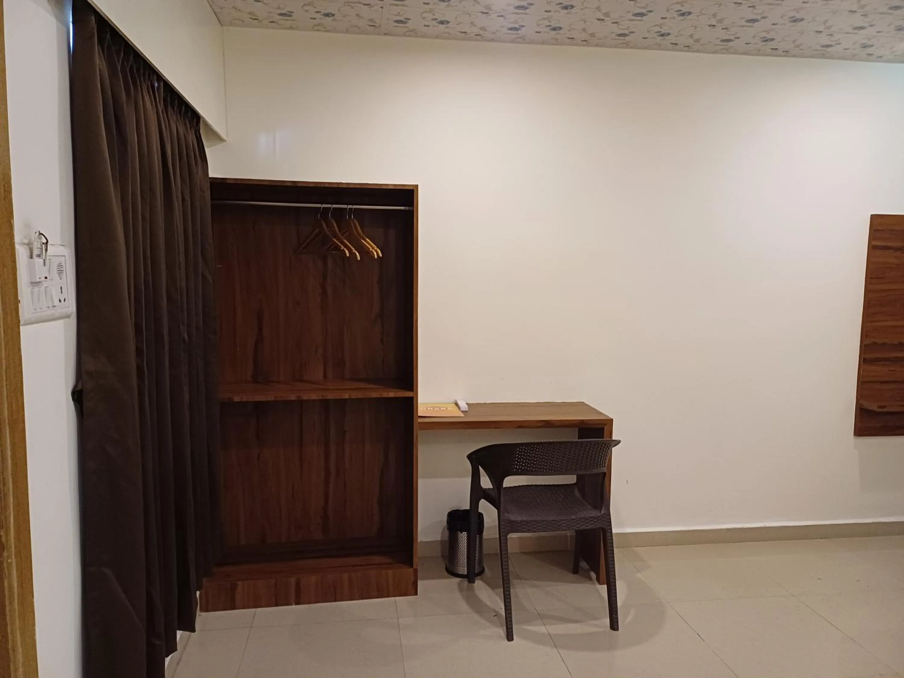 wardrobe in VITS Daman Devka Beach