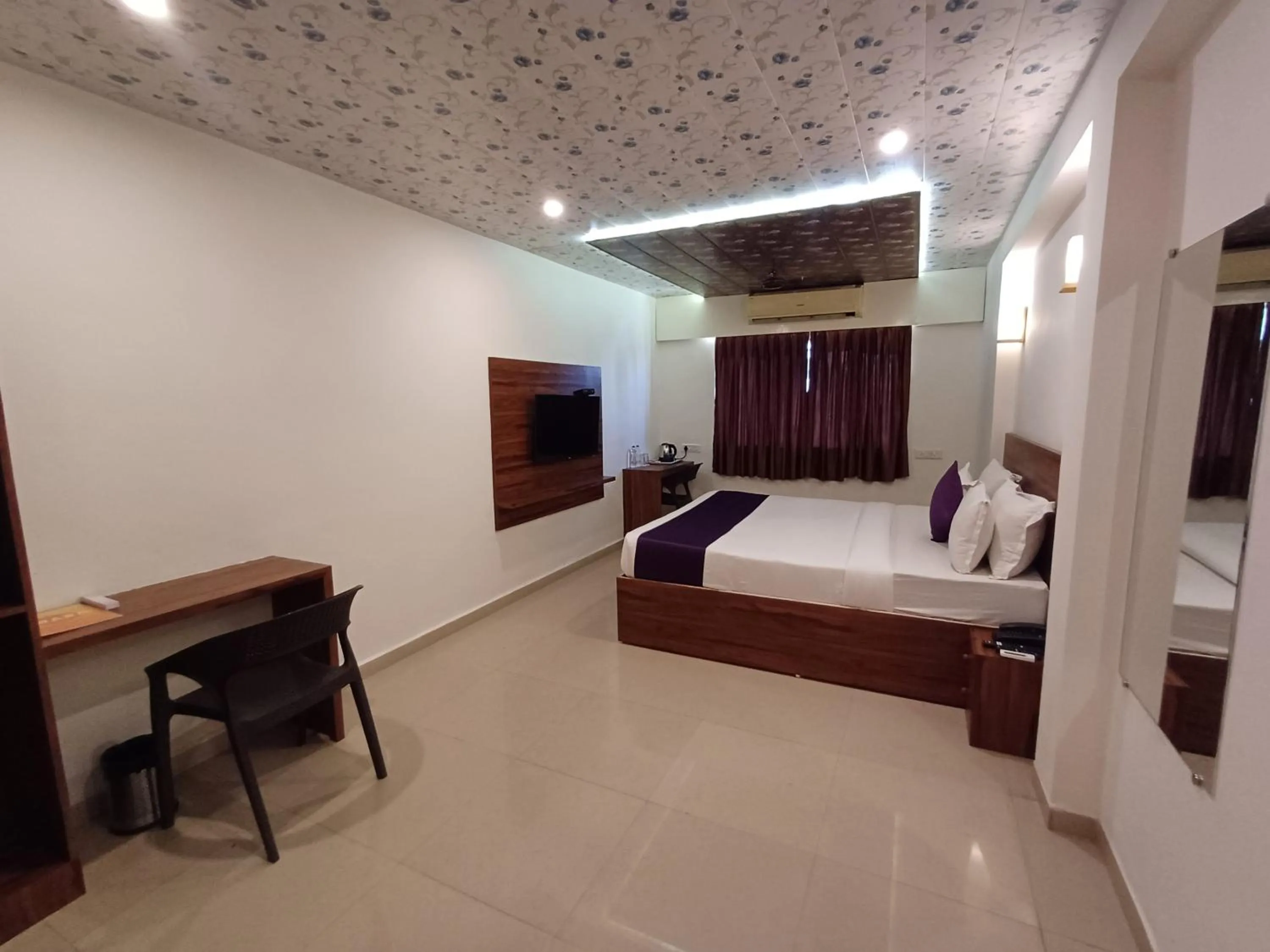 Bedroom, Bed in VITS Daman Devka Beach