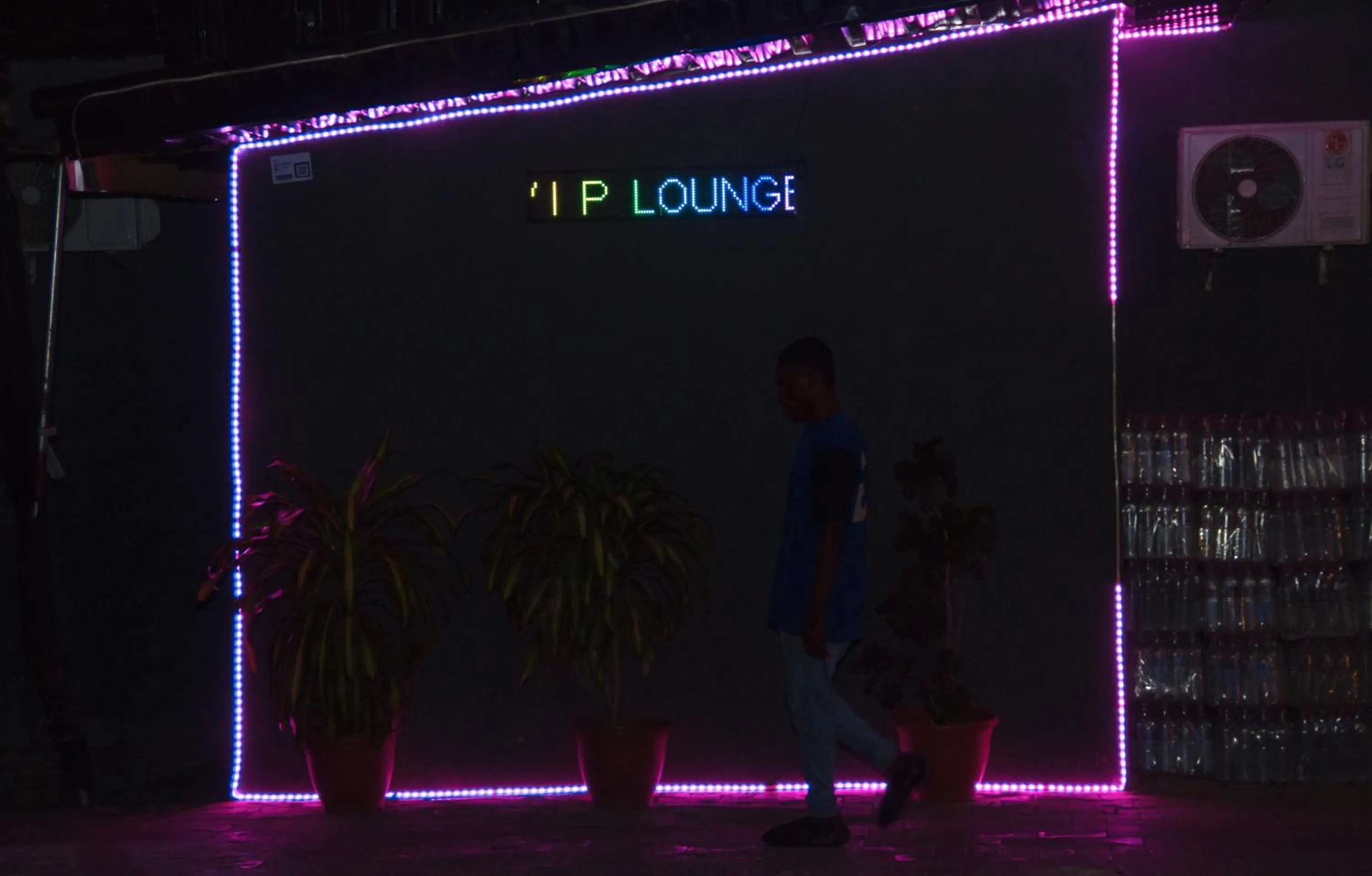 Text overlay in Go2Hotel45