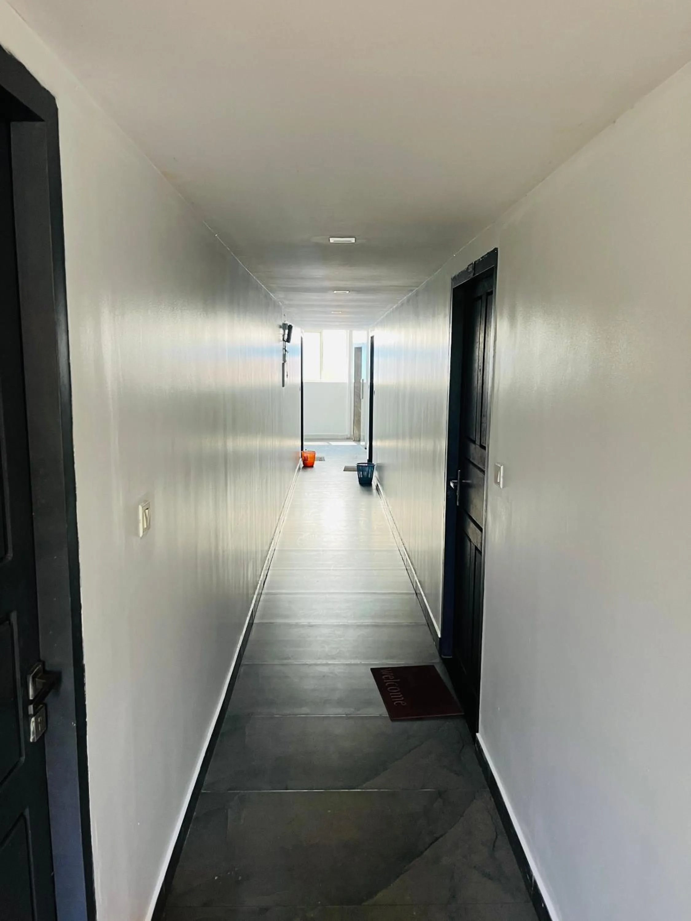 Area and facilities in REGAL SUITES