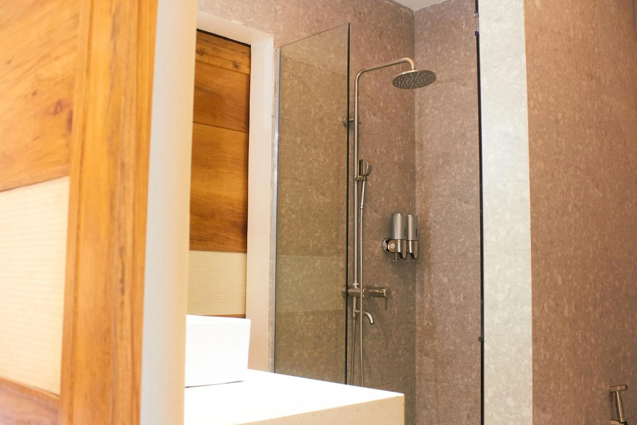 Shower in The Blu Hotel