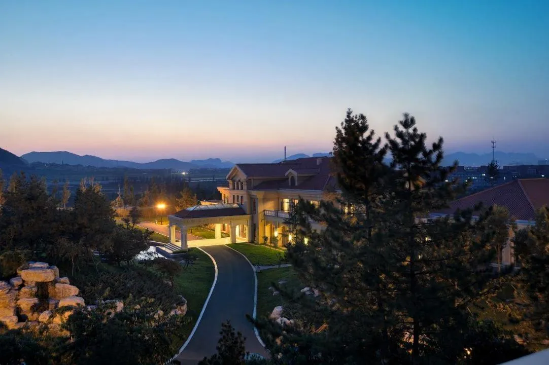 Property building in HeBei Cuipingshan Guest House