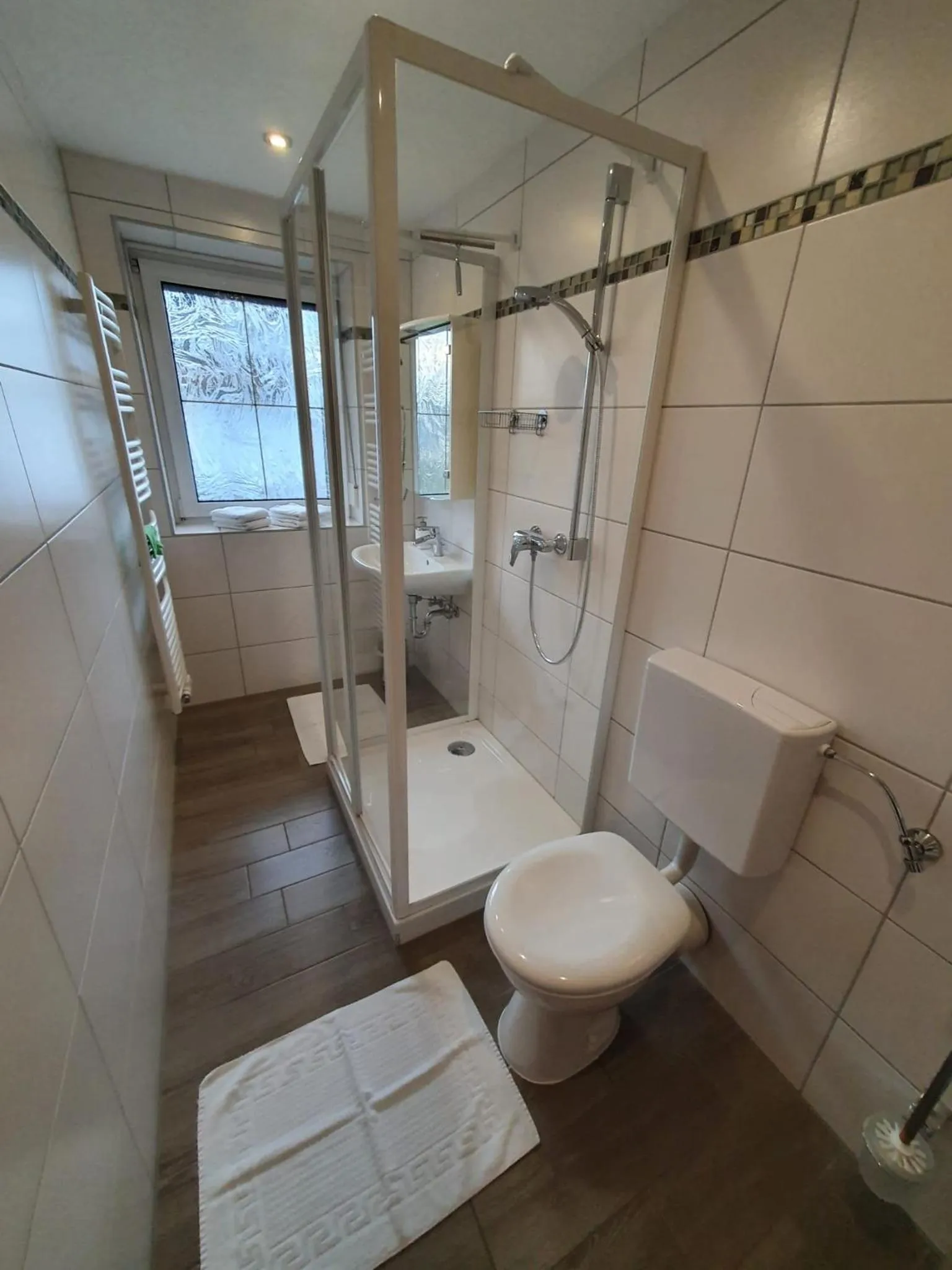 Shower in Appartementhaus Henghuber