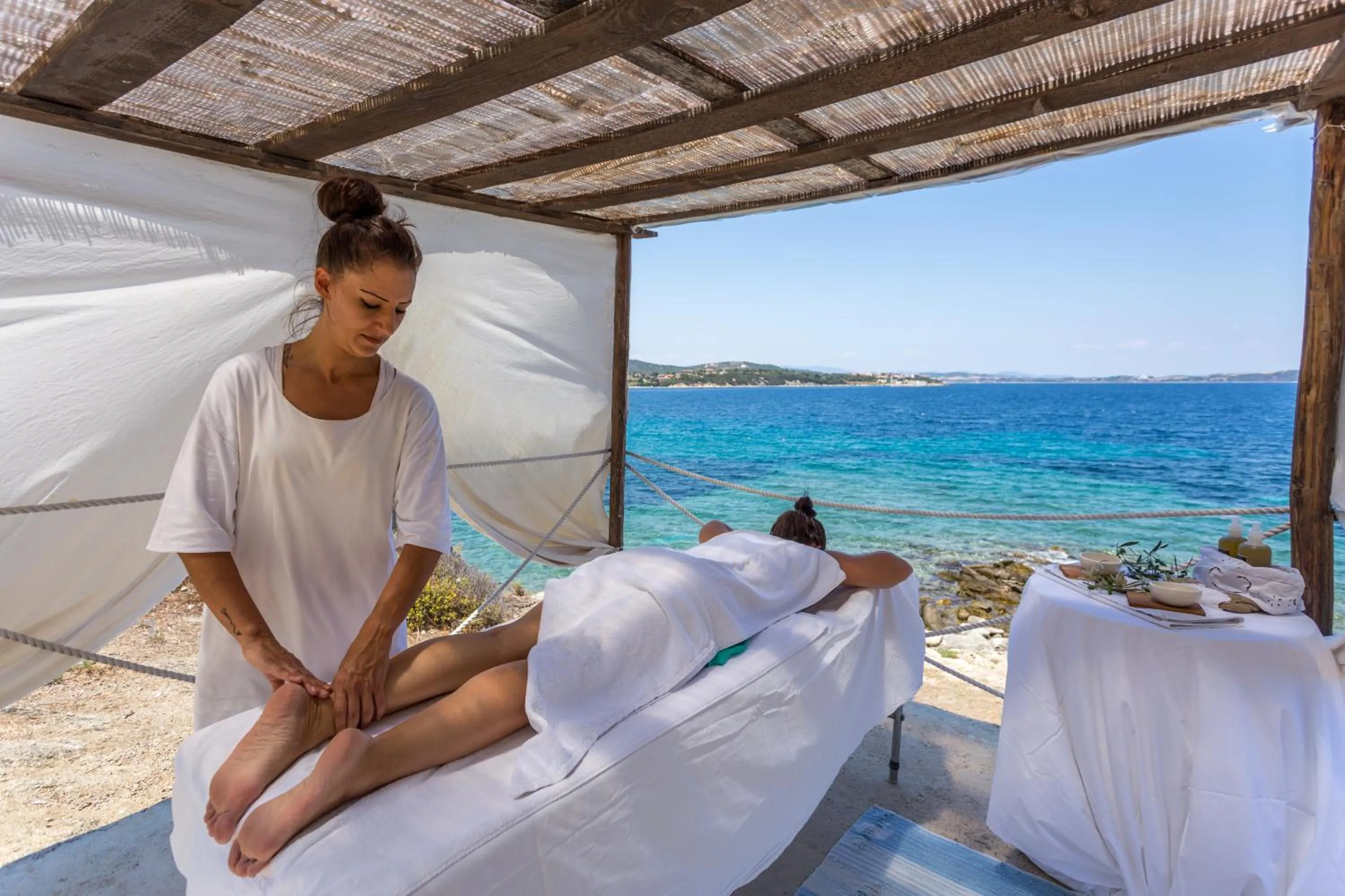 Massage in Agionissi Resort