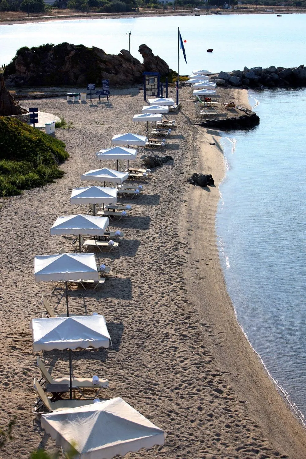 Beach in Agionissi Resort