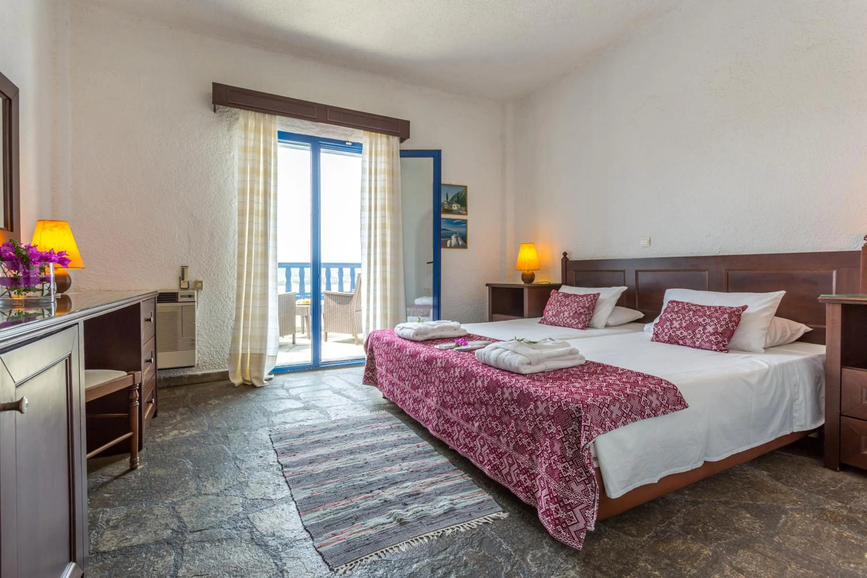 Photo of the whole room in Agionissi Resort