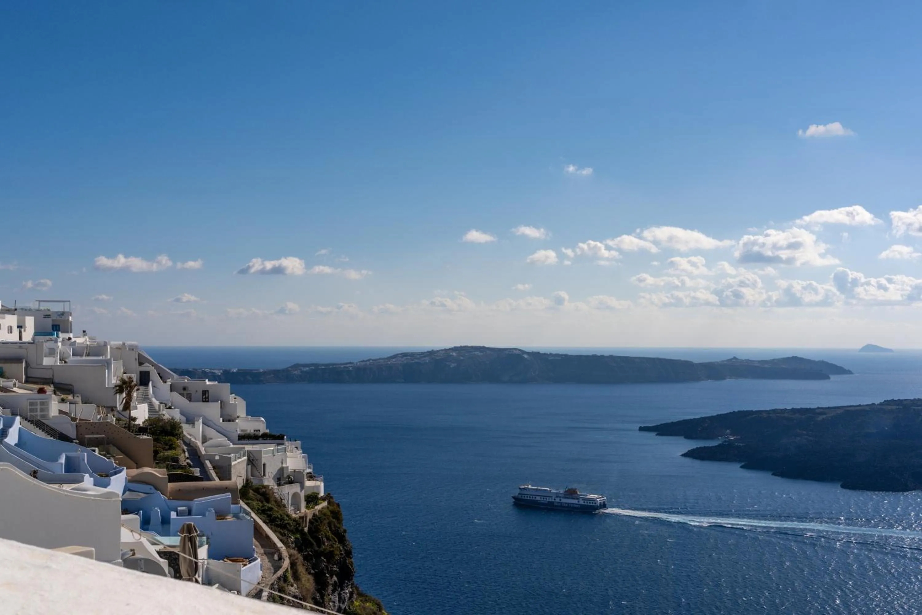 Day in Mill Houses New Elegant Suites