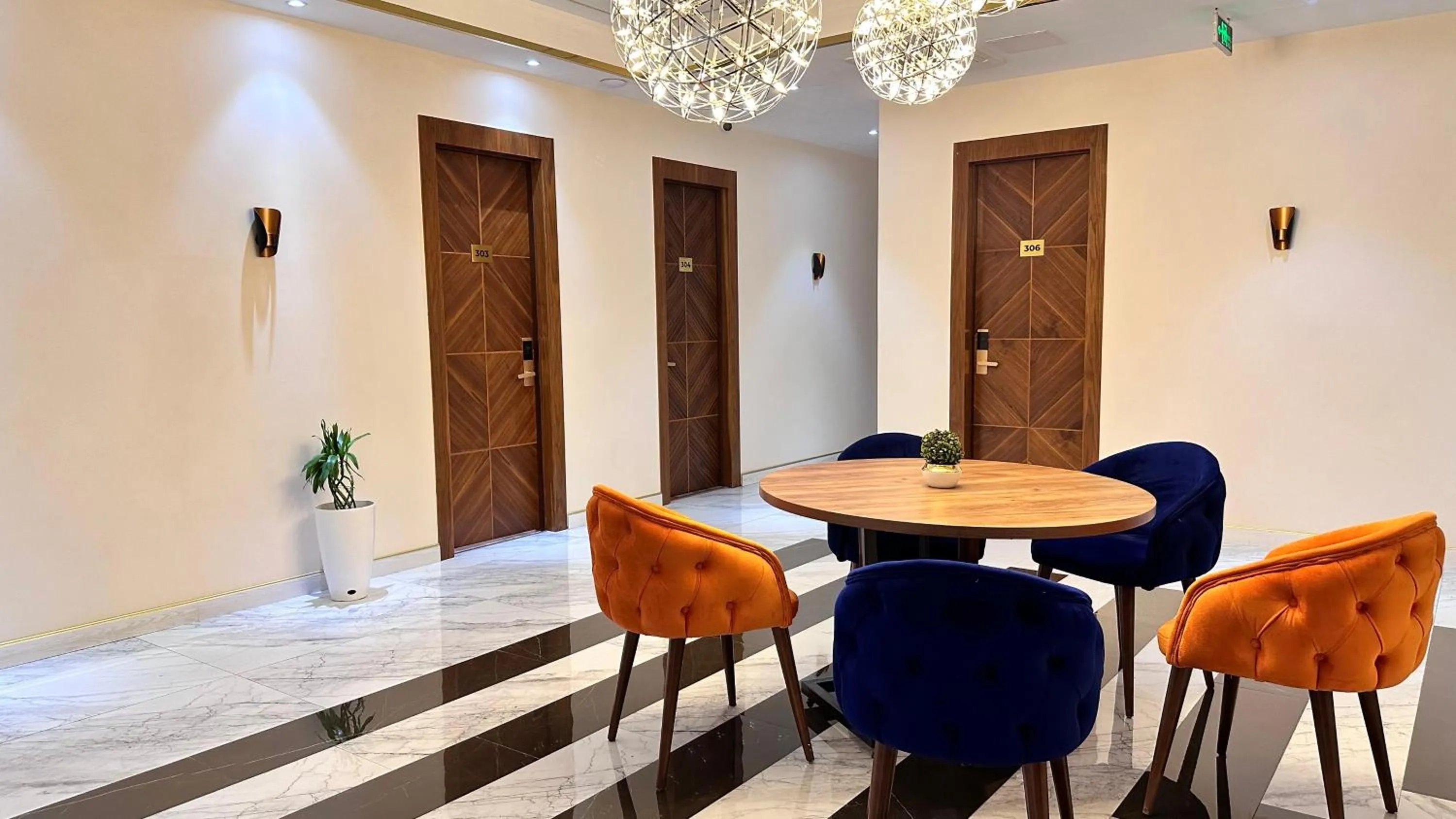 Seating area in MedinaTown