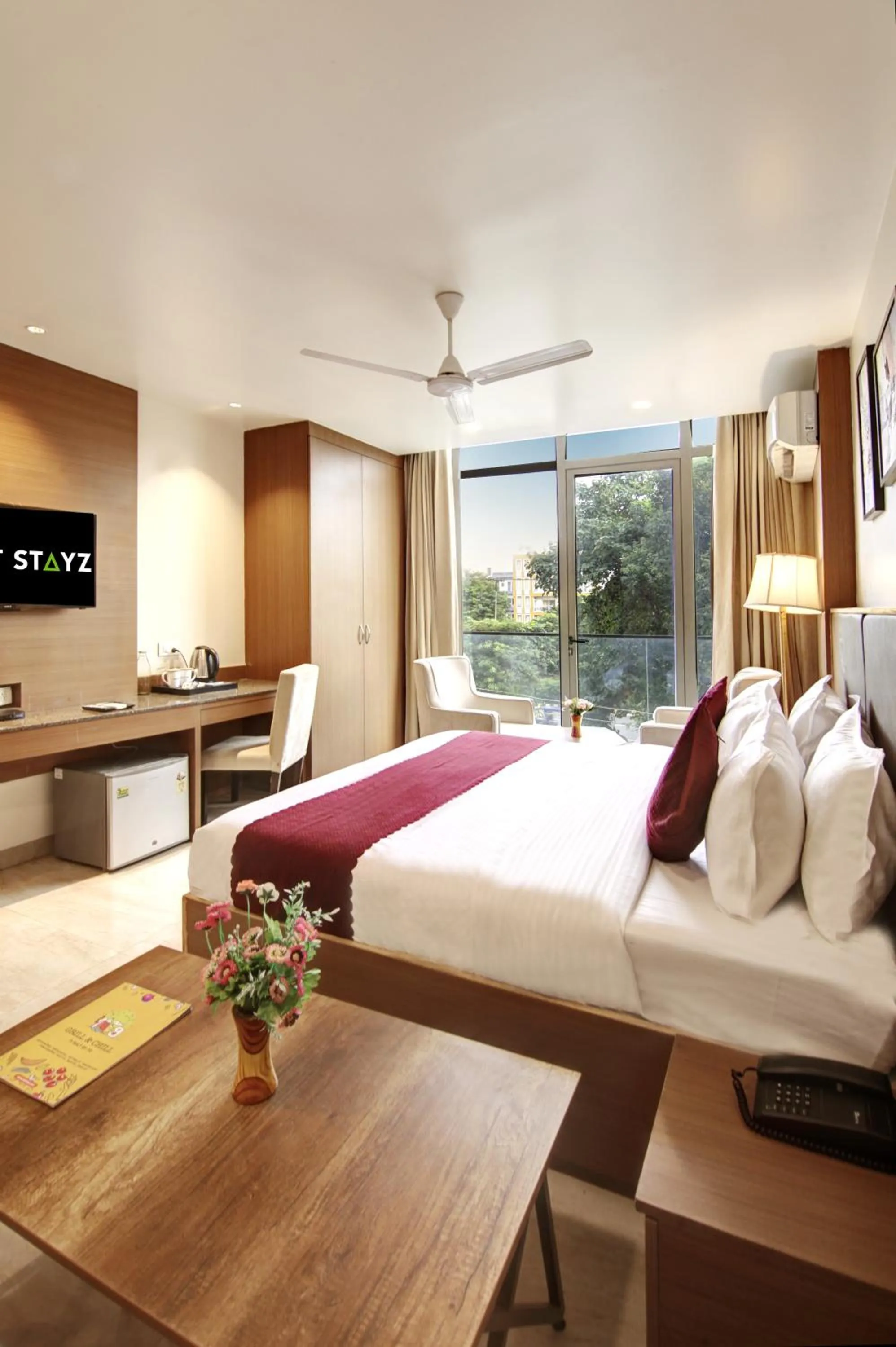 Bed in Saltstayz Select - Unitech Cyber Park