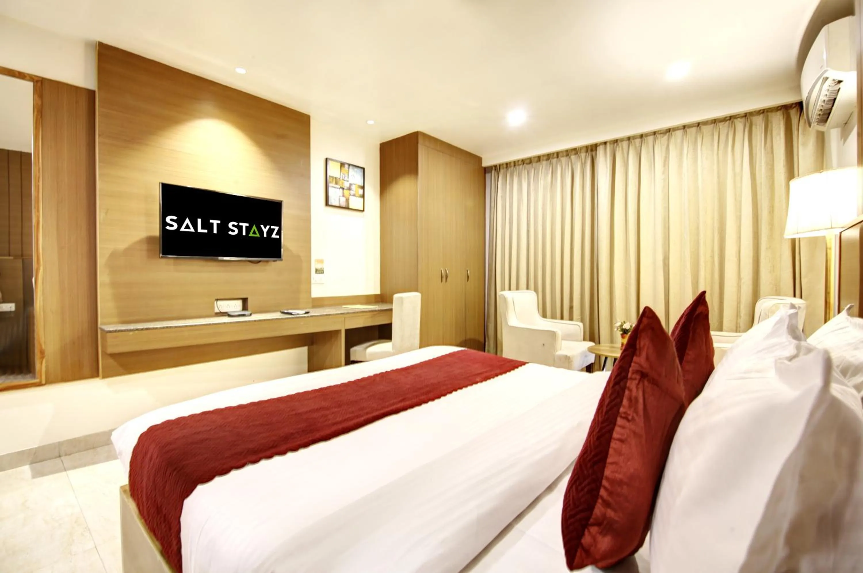 Bed in Saltstayz Select - Unitech Cyber Park