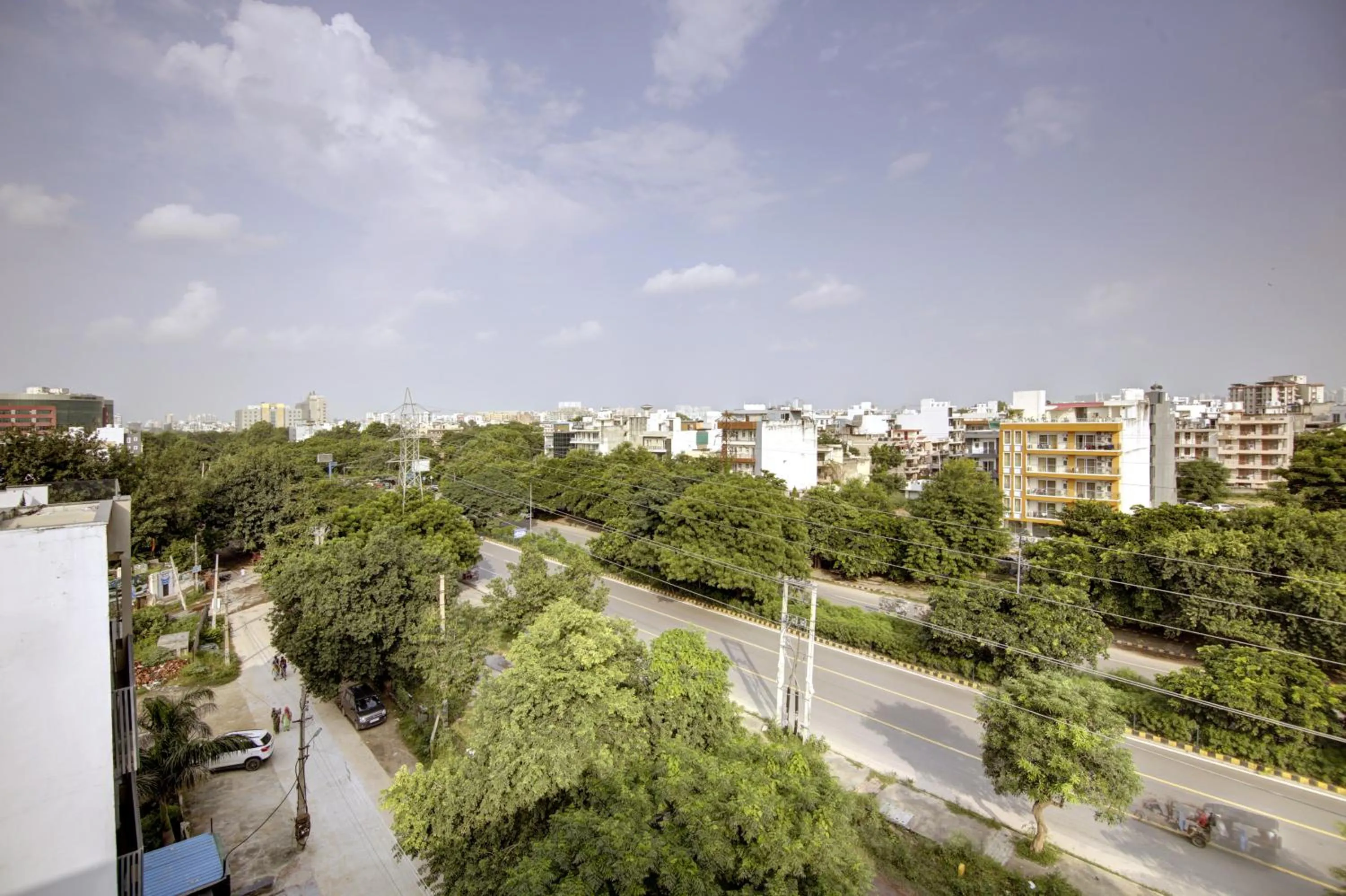 Day in Saltstayz Select - Unitech Cyber Park