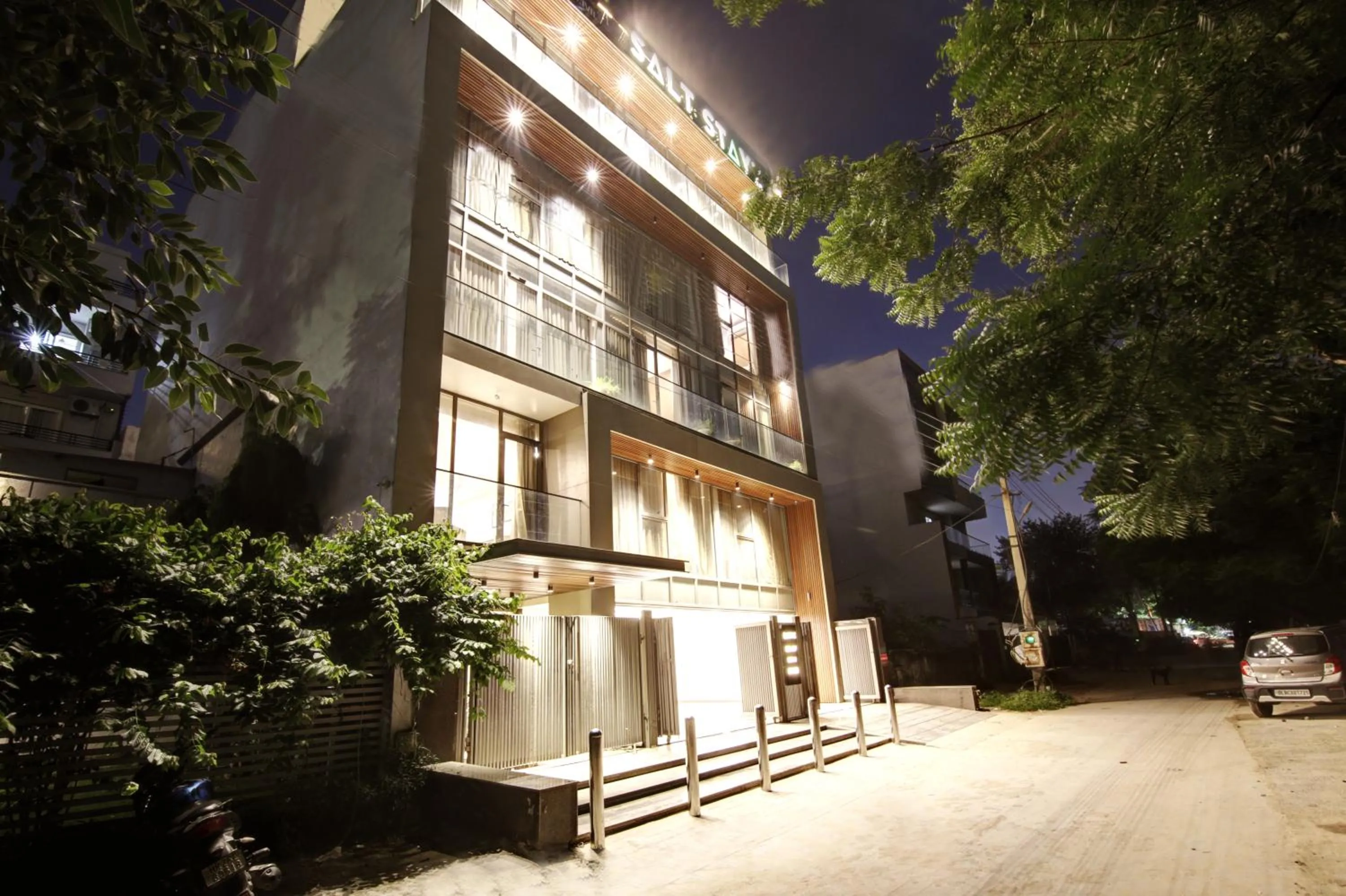 Property building in Saltstayz Select - Unitech Cyber Park