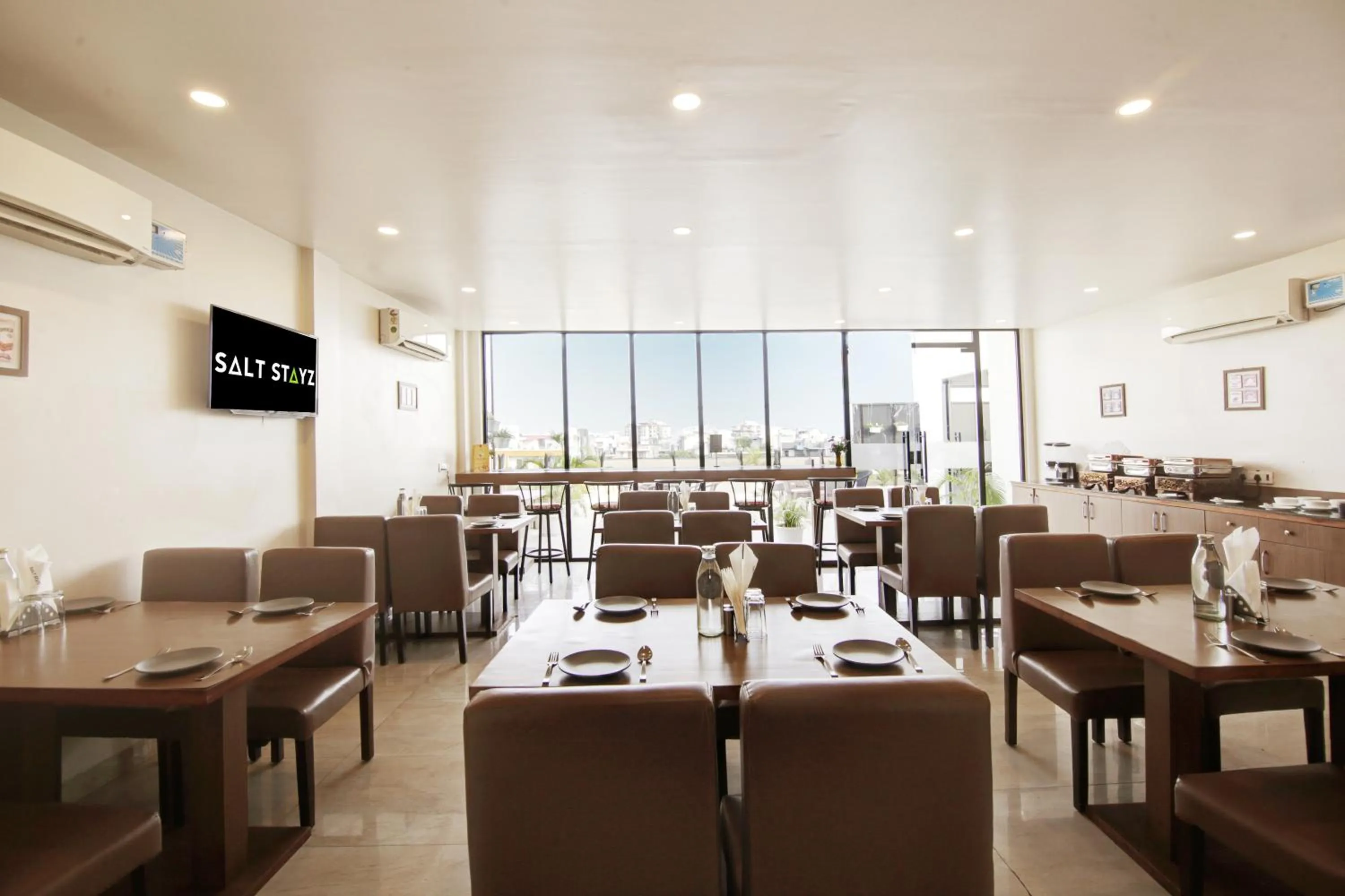 Restaurant/places to eat in Saltstayz Select - Unitech Cyber Park