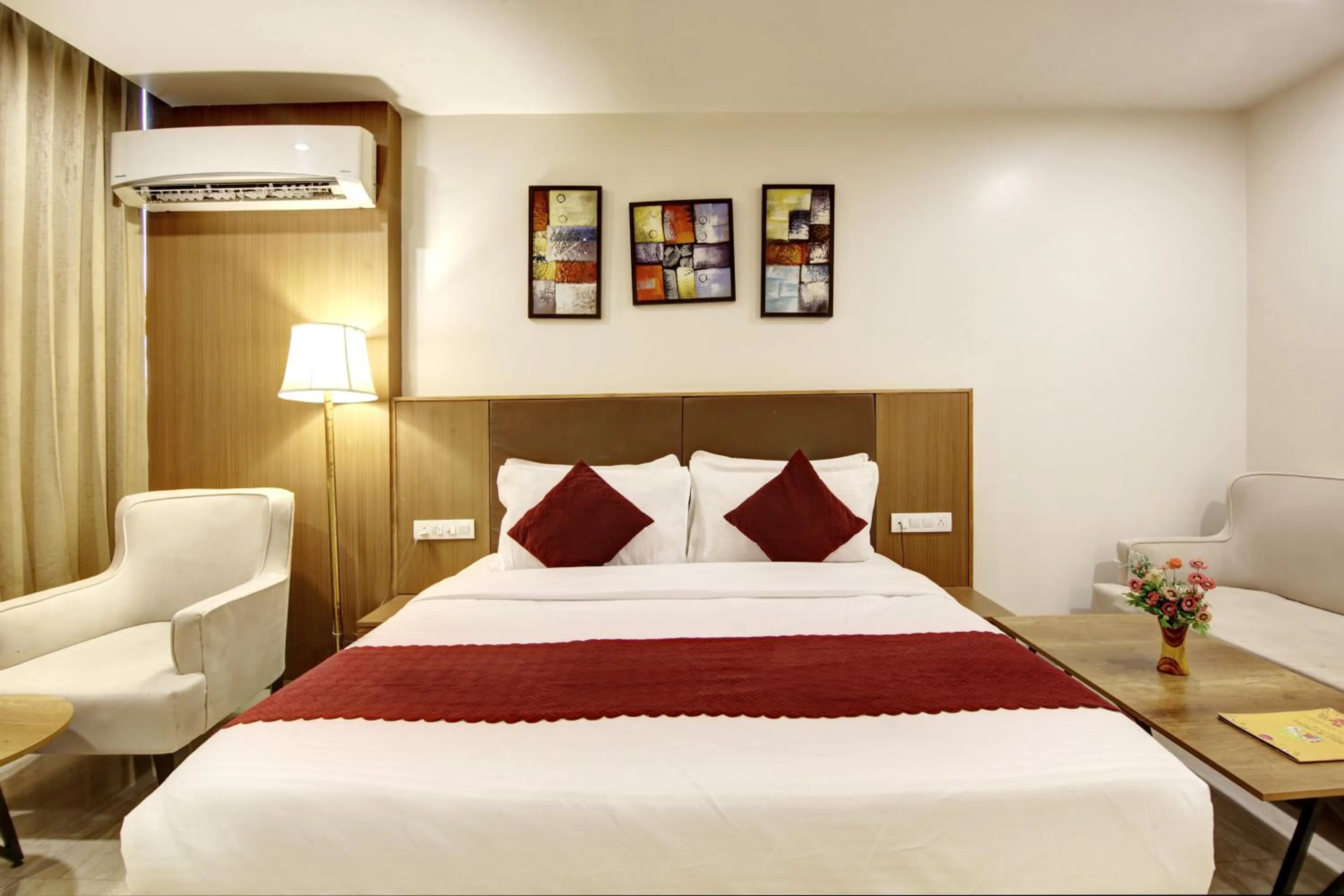 Bed in Saltstayz Select - Unitech Cyber Park