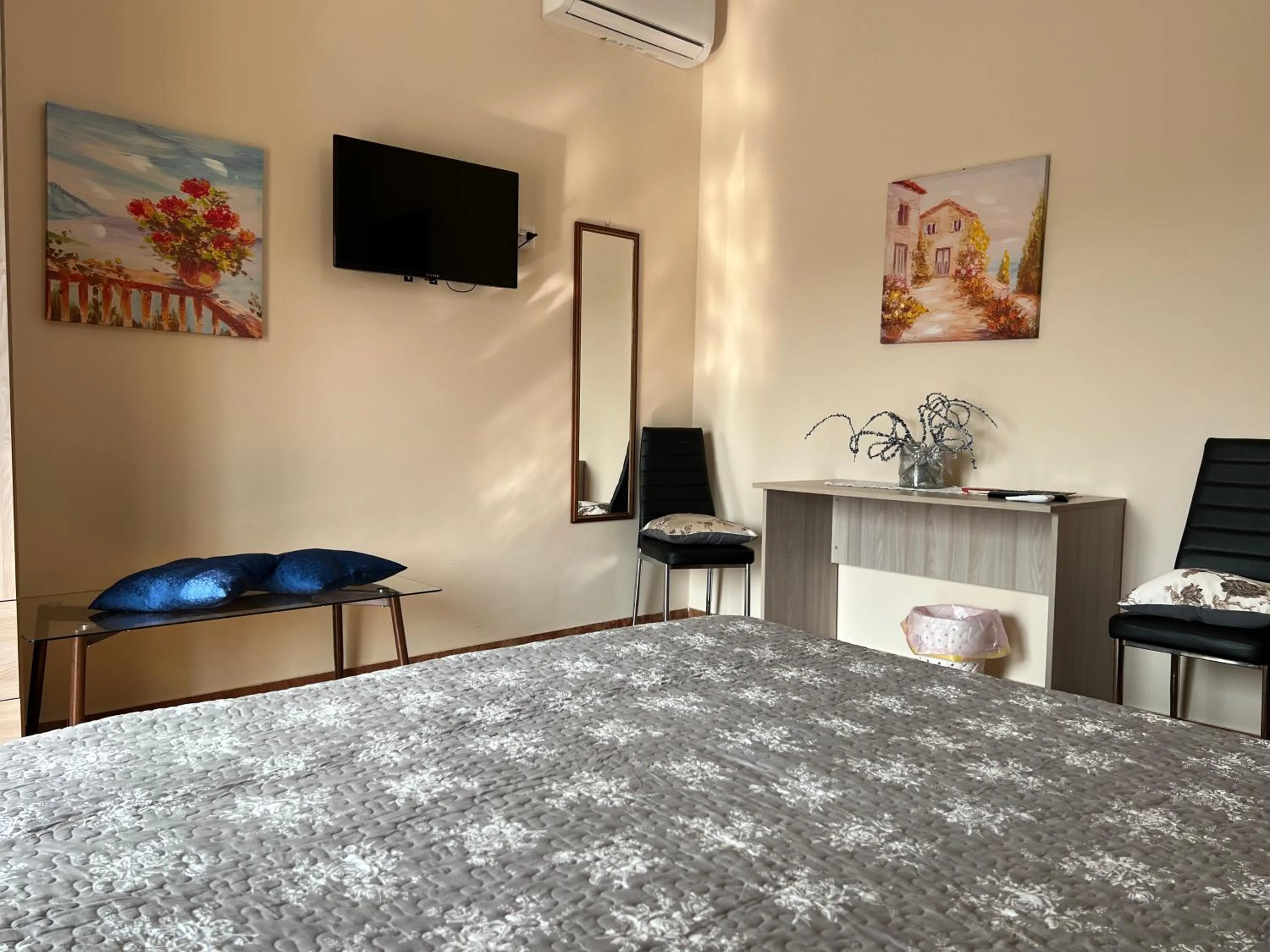 Bed in B&B EMPIRA Lamezia Terme