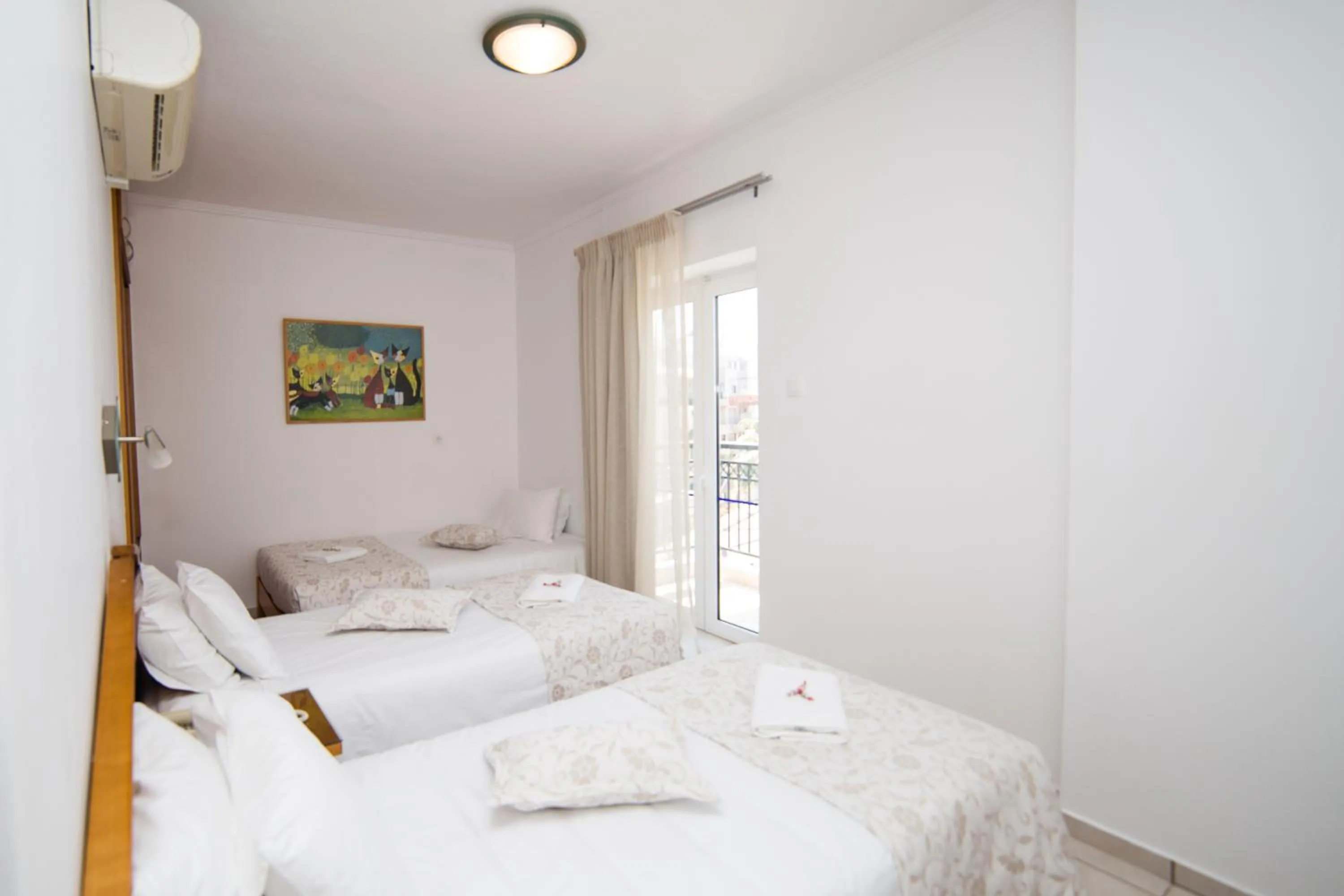 Bedroom, Bed in Astali Hotel