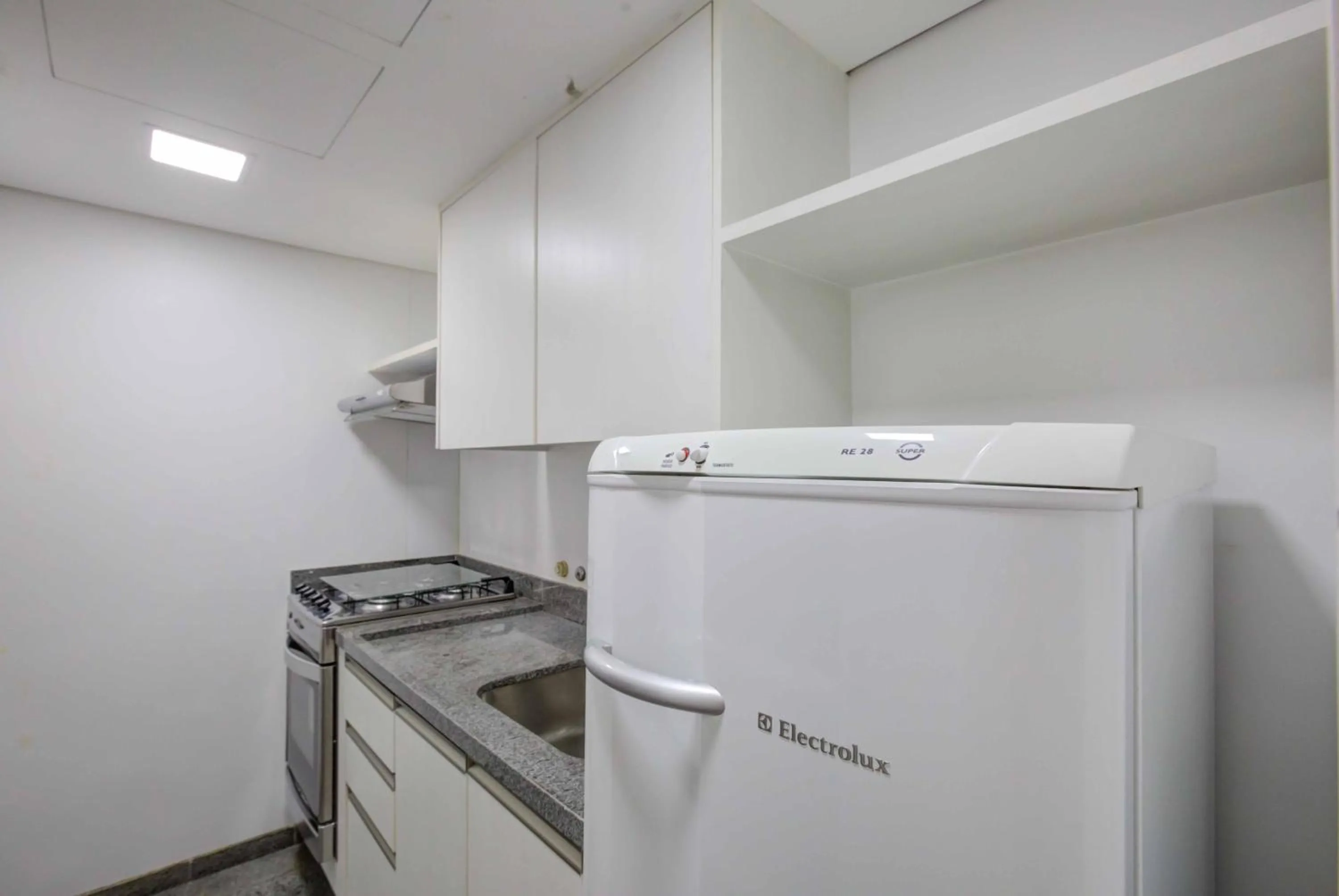 Kitchen or kitchenette in Roomo Etoile GeorgeV Jardins Residencial