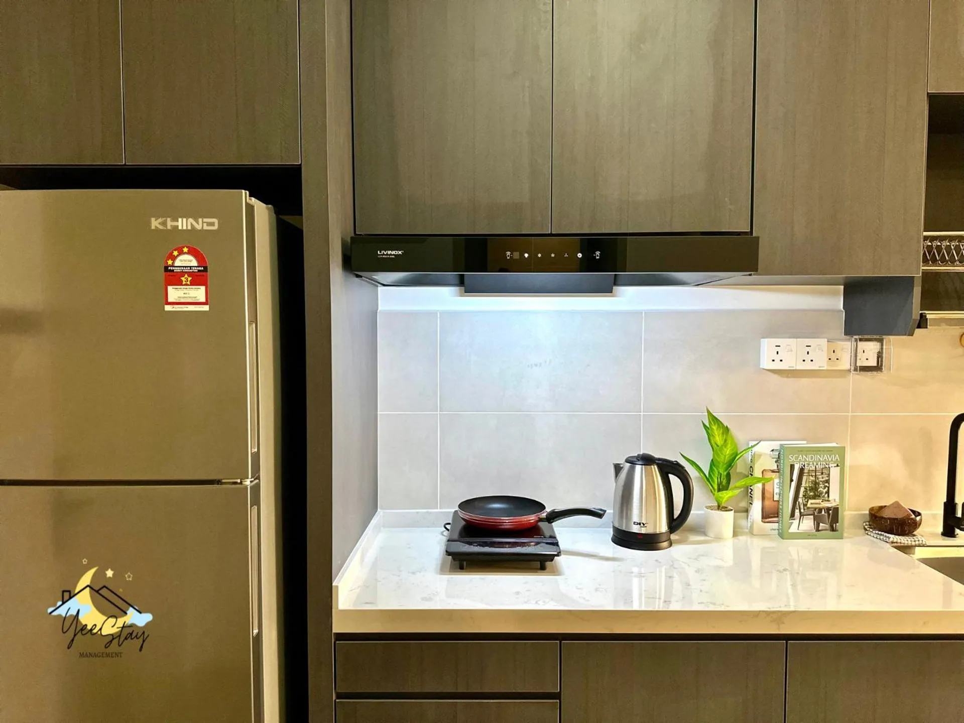 SeaView PoolView CityView BaliResidence Video game 5minJonker