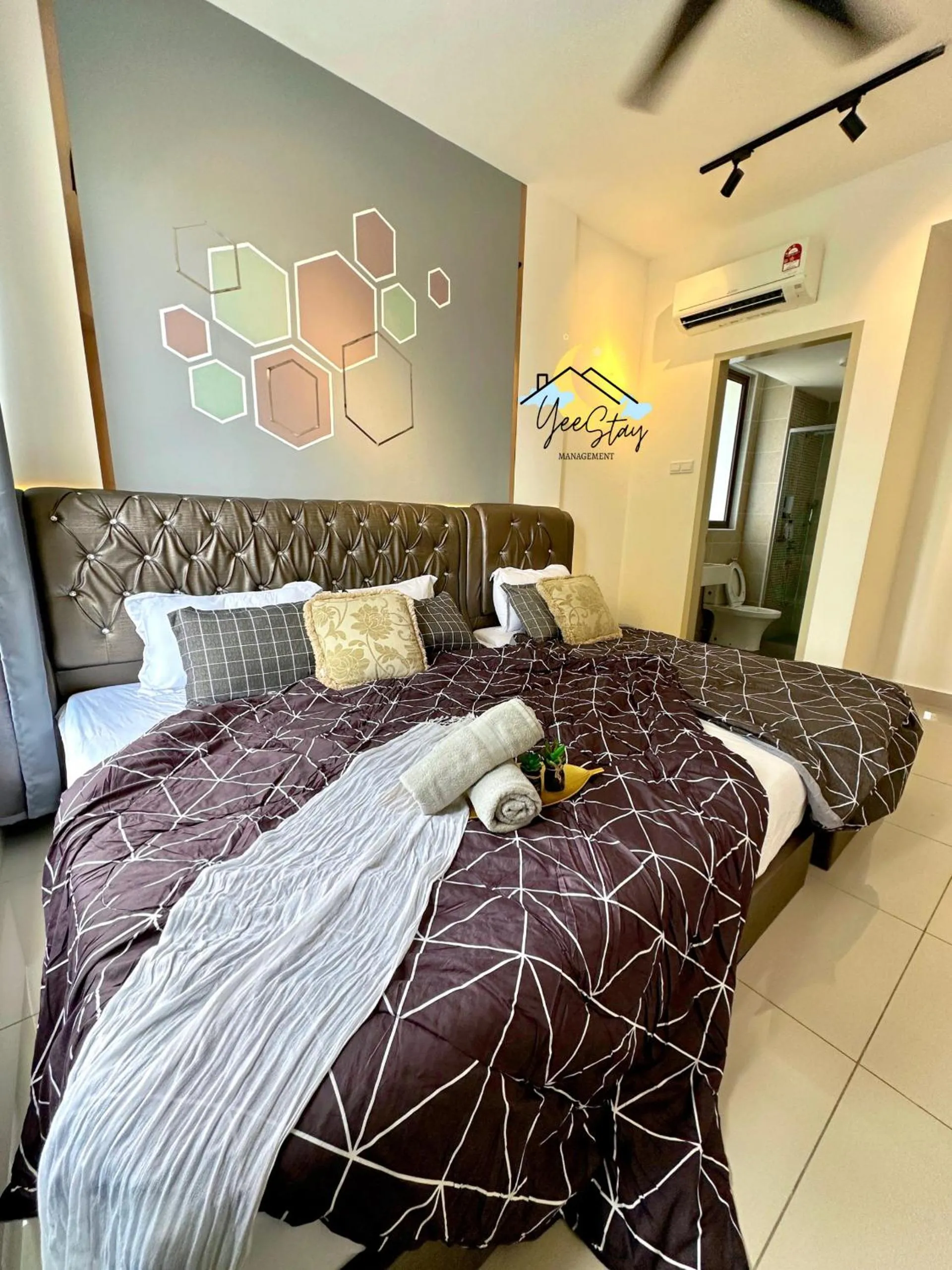 Bed in SeaView PoolView CityView BaliResidence Video game 5minJonker