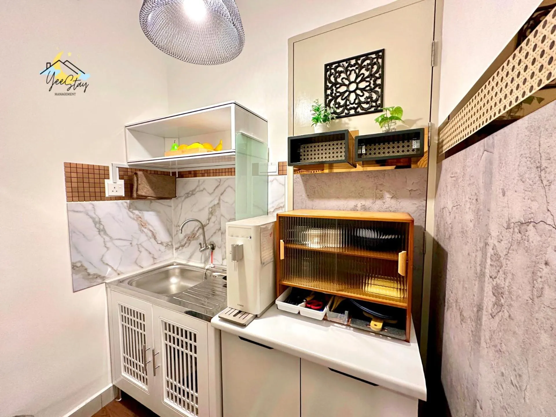 SeaView PoolView CityView BaliResidence Video game 5minJonker