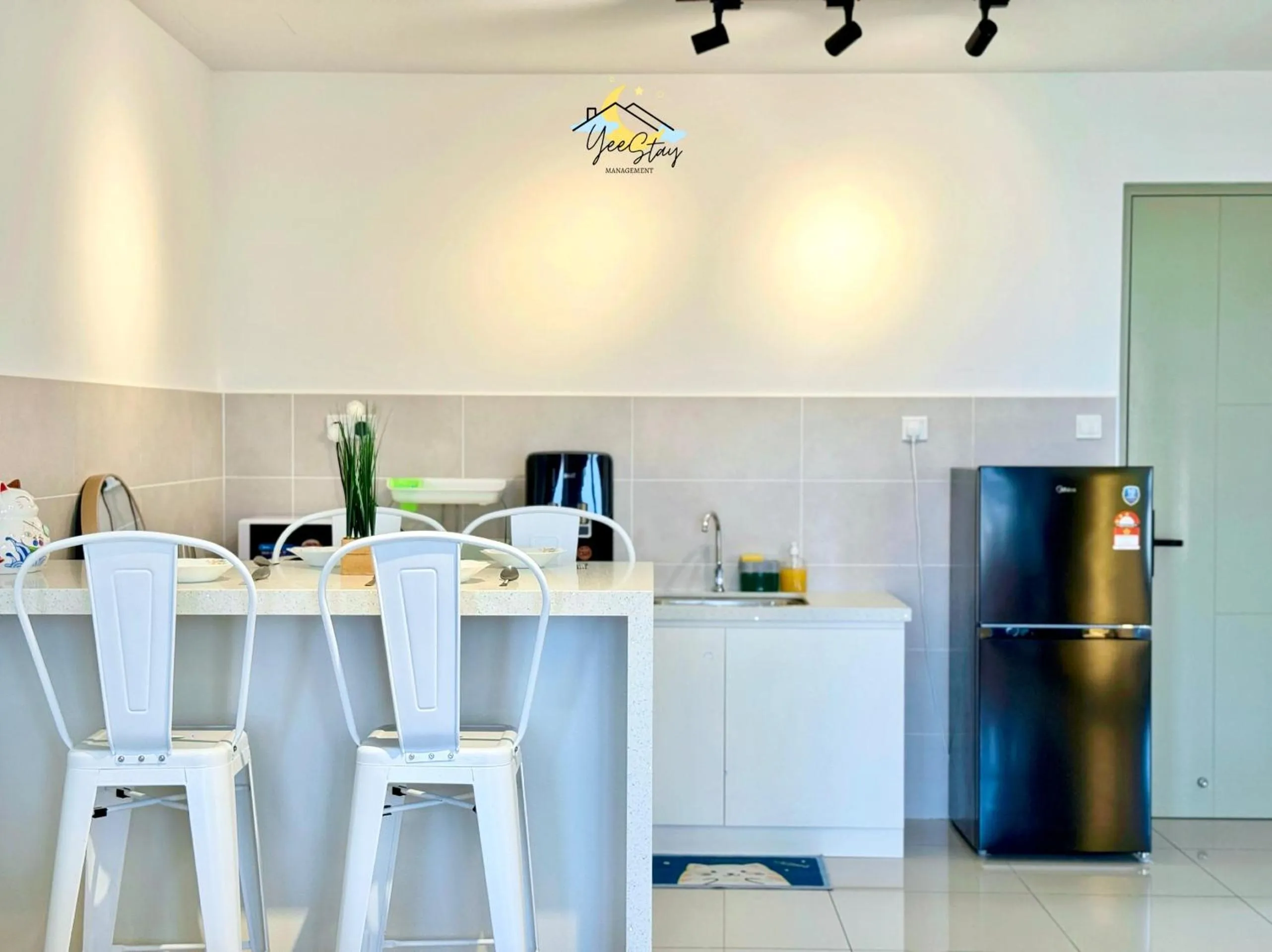 SeaView PoolView CityView BaliResidence Video game 5minJonker