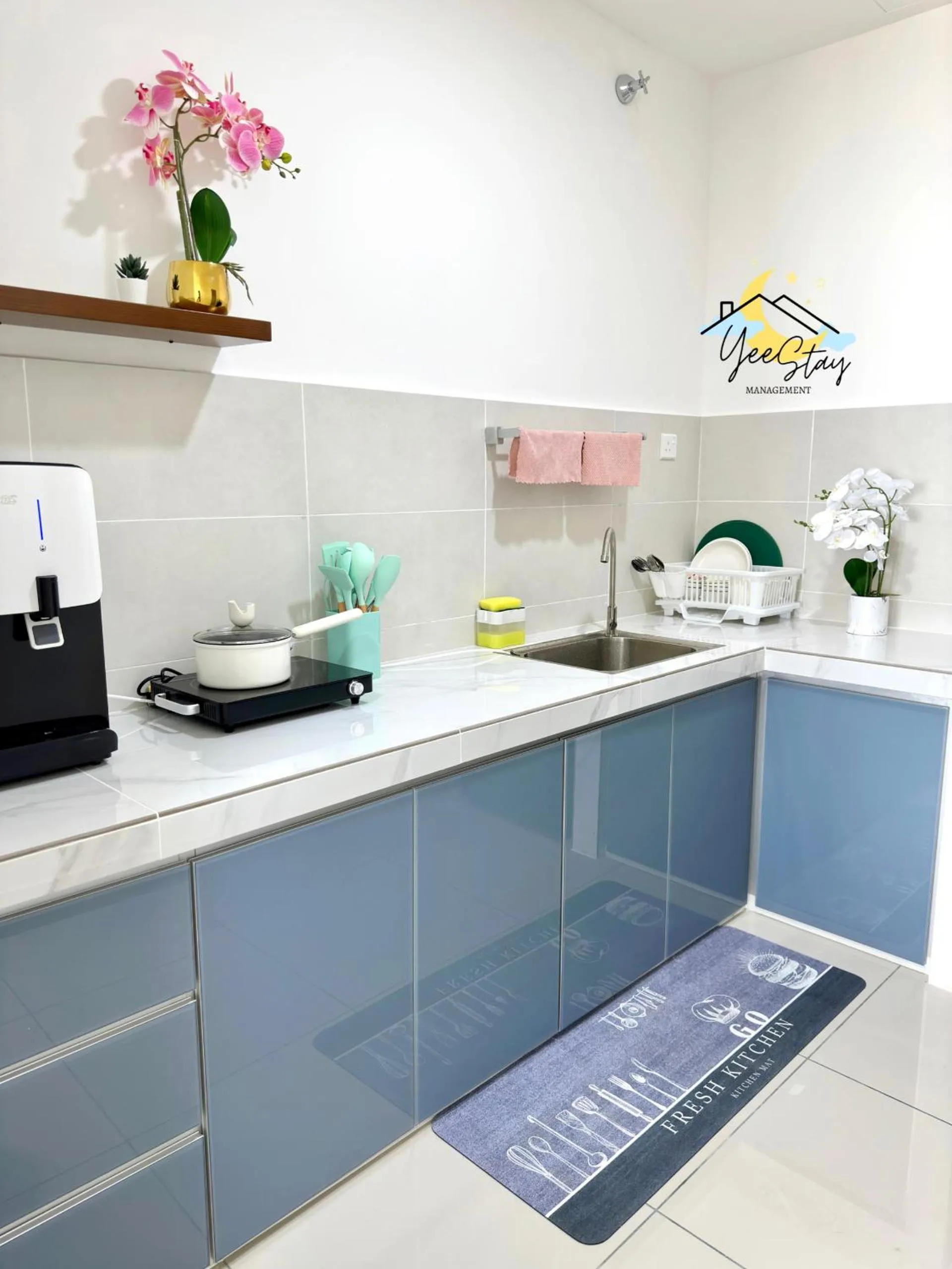 SeaView PoolView CityView BaliResidence Video game 5minJonker