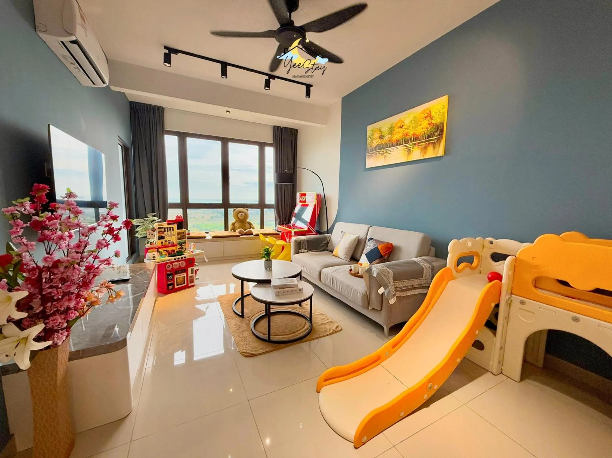 SeaView PoolView CityView BaliResidence Video game 5minJonker