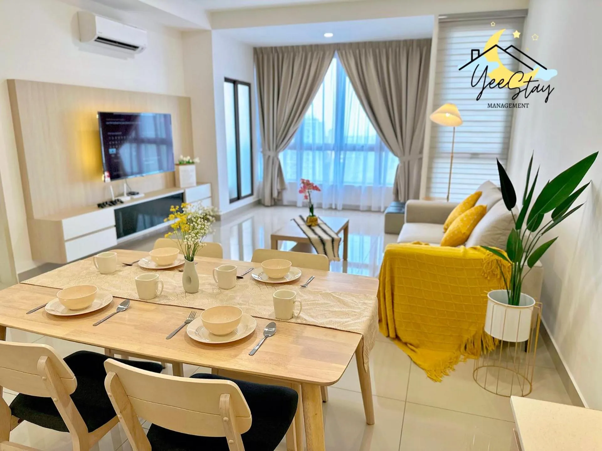 SeaView PoolView CityView BaliResidence Video game 5minJonker