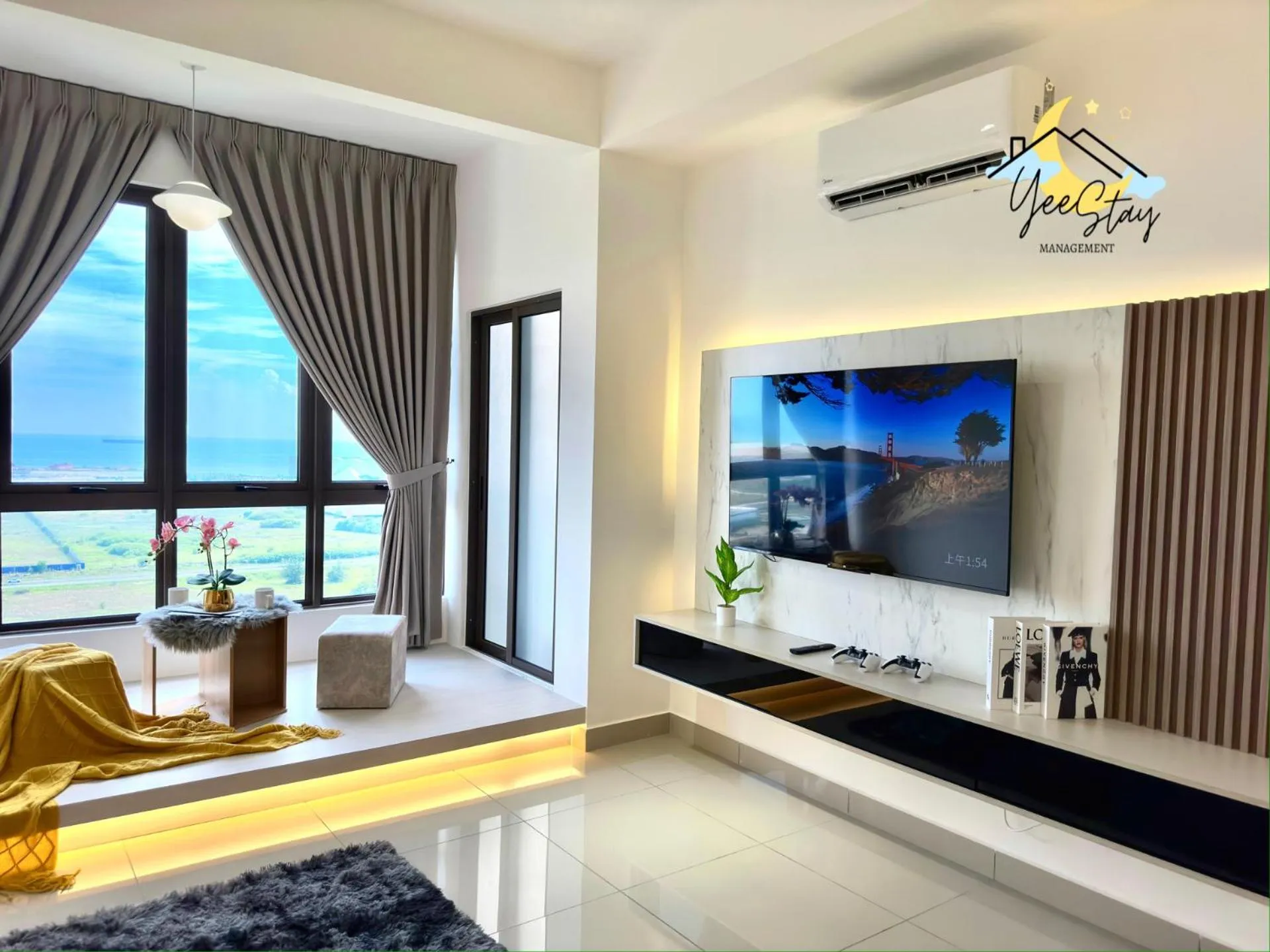 Bed in SeaView PoolView CityView BaliResidence Video game 5minJonker