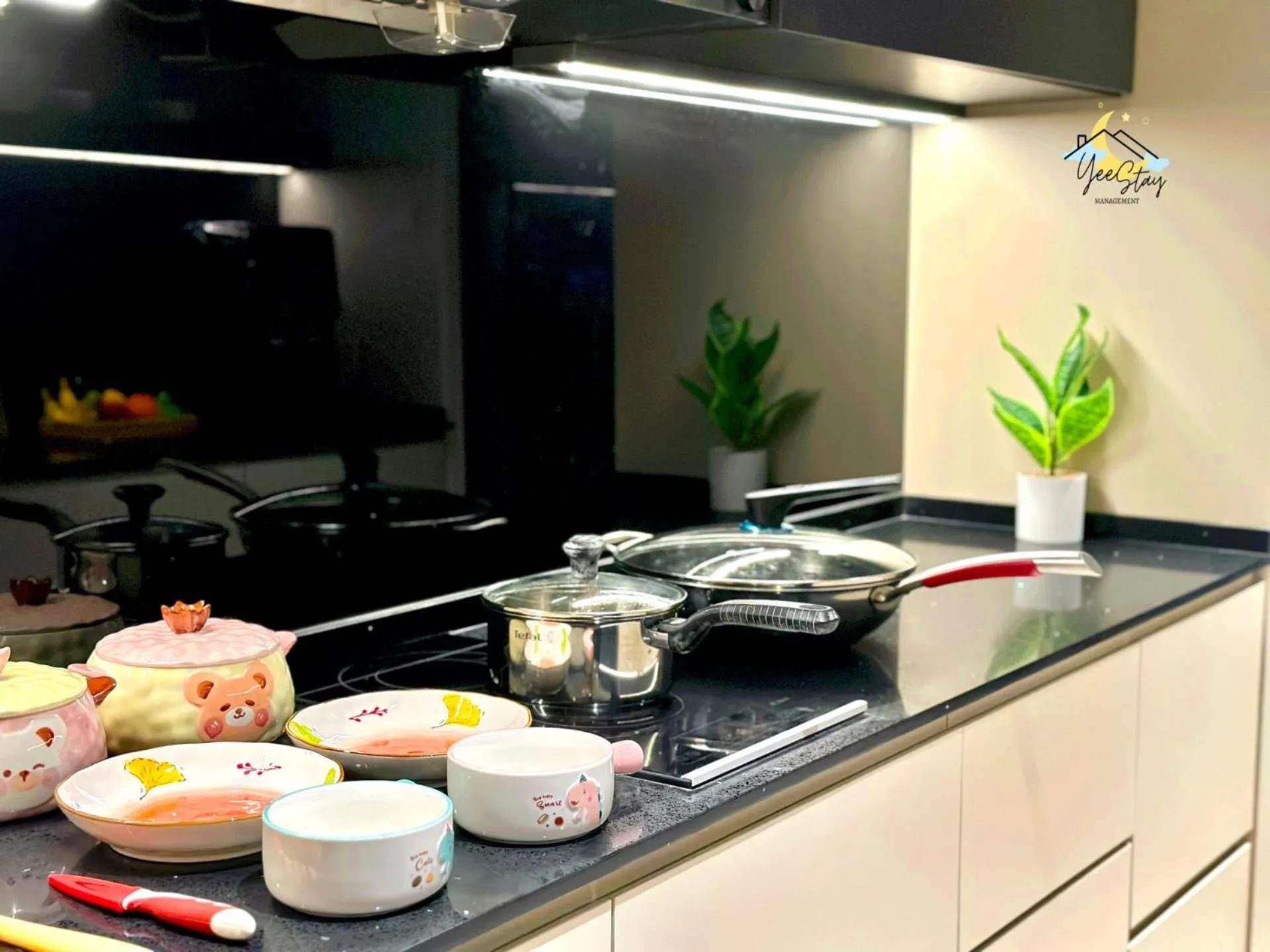 SeaView PoolView CityView BaliResidence Video game 5minJonker