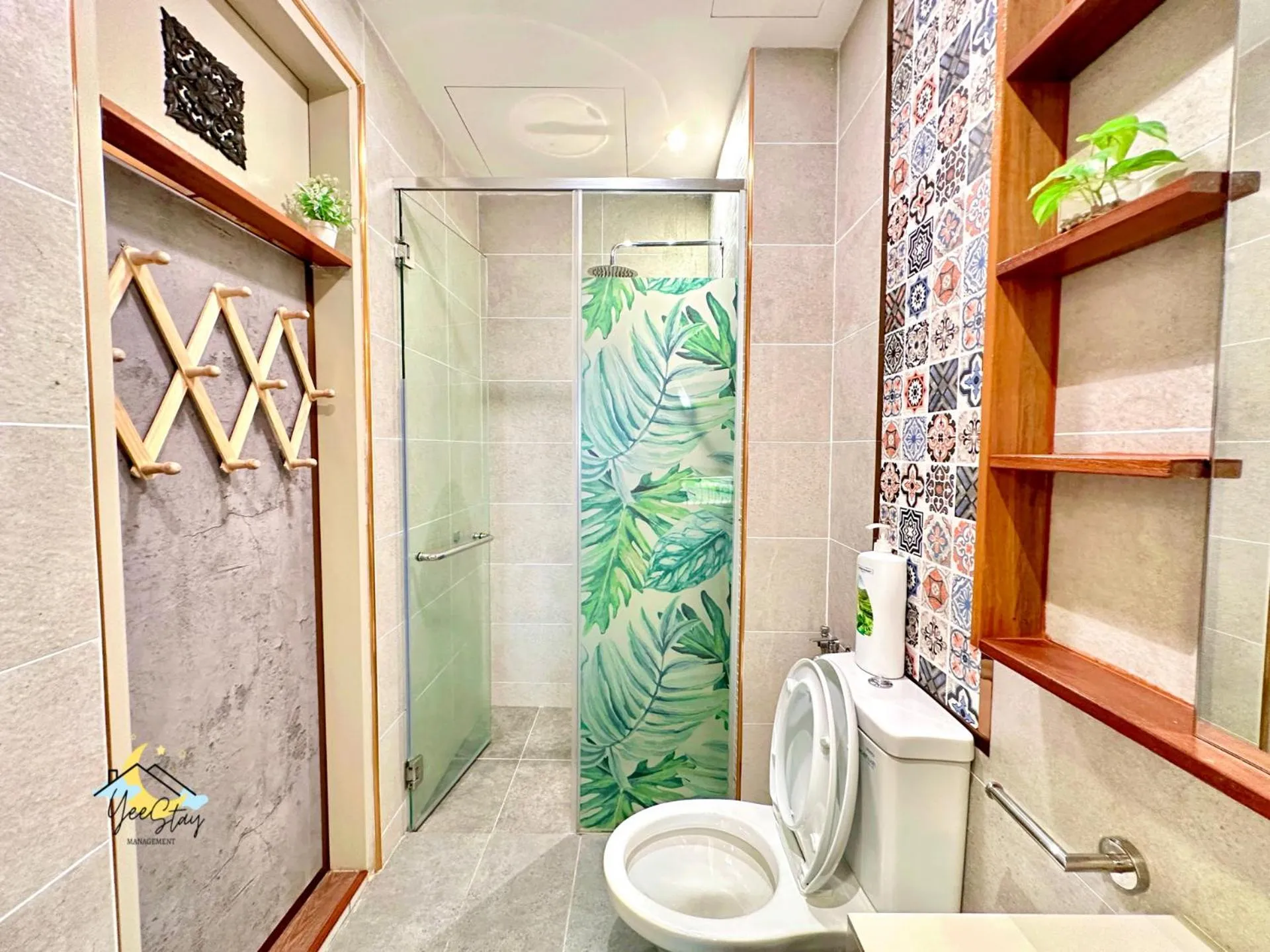 SeaView PoolView CityView BaliResidence Video game 5minJonker