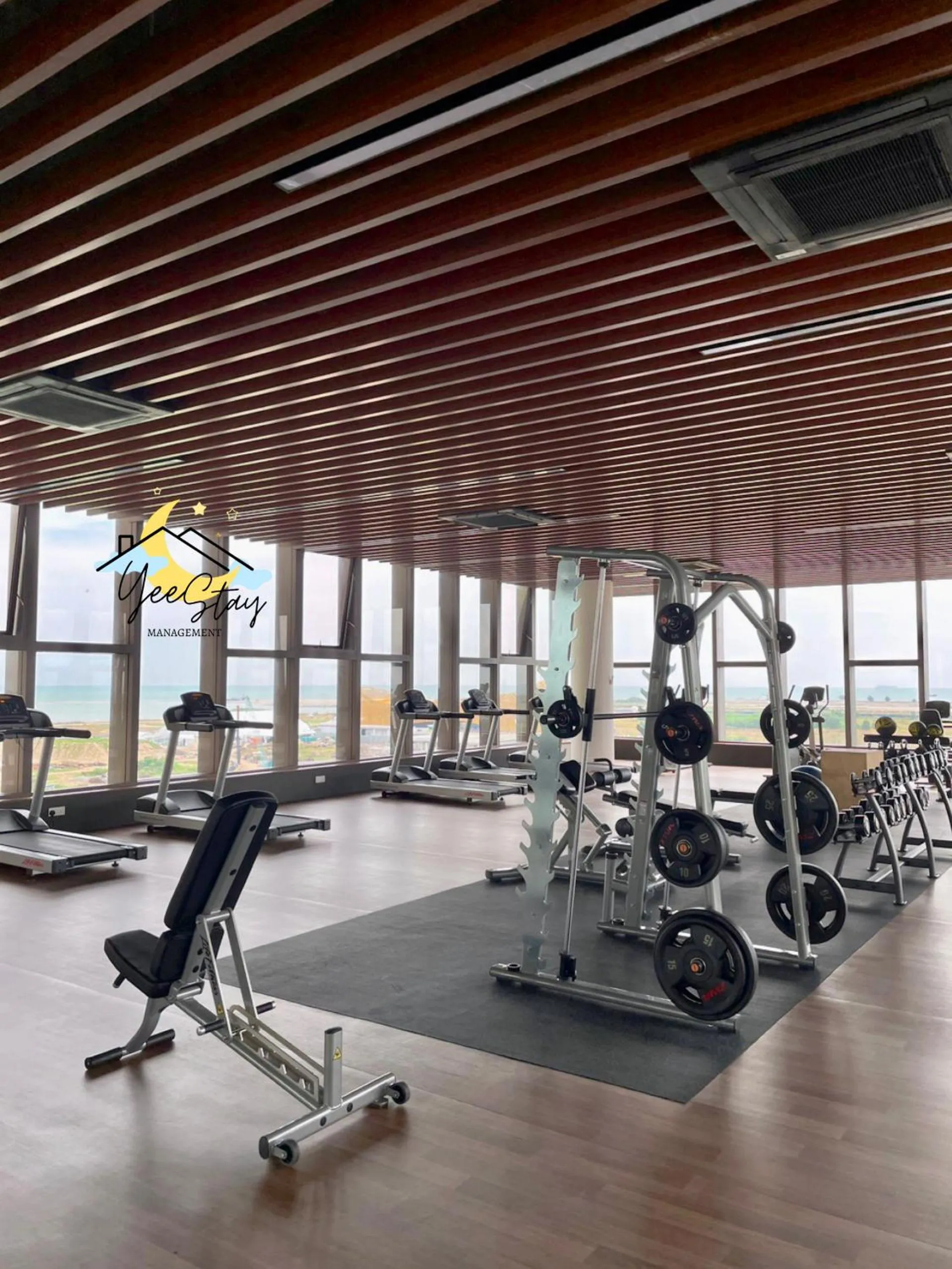 SeaView PoolView CityView BaliResidence Video game 5minJonker