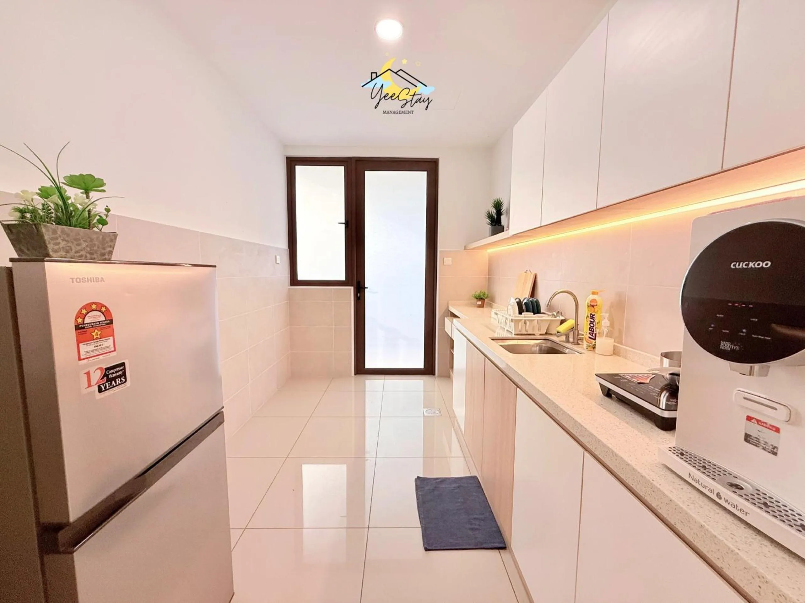 SeaView PoolView CityView BaliResidence Video game 5minJonker