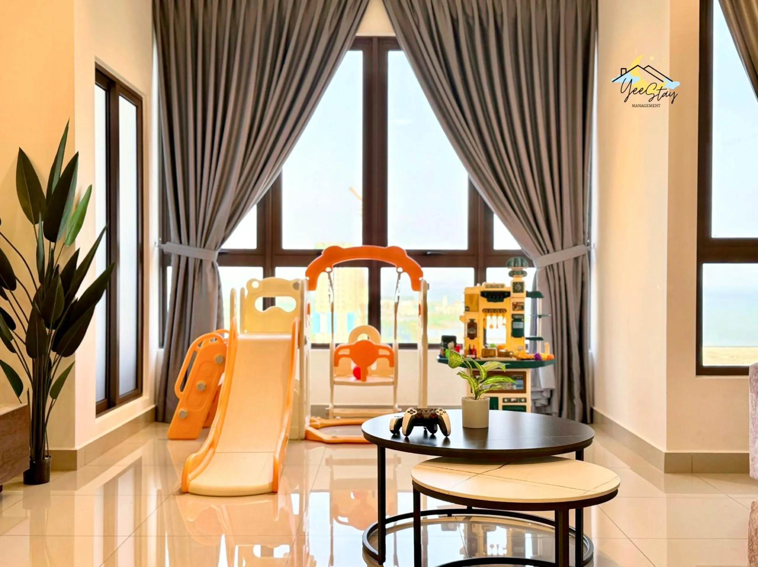 SeaView PoolView CityView BaliResidence Video game 5minJonker