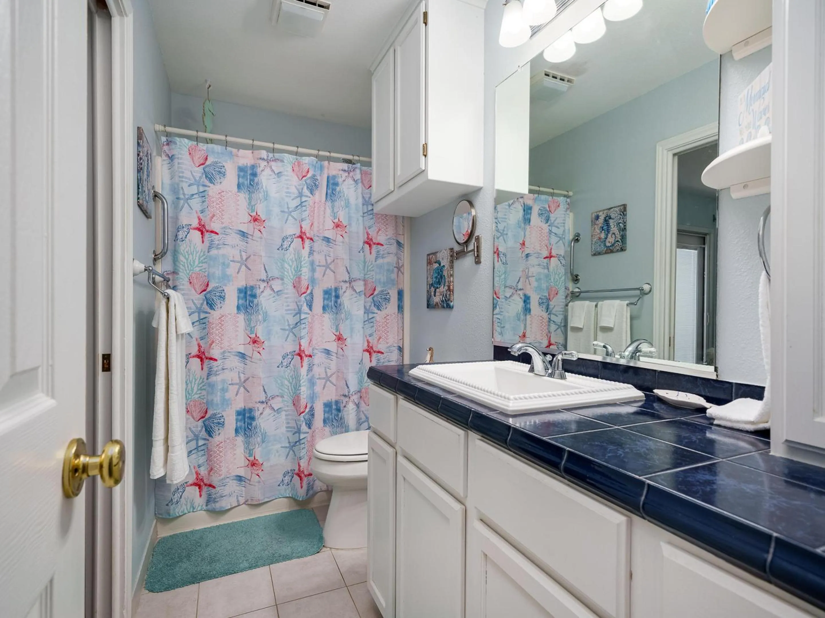 Property building in Sandy Pants Beach House