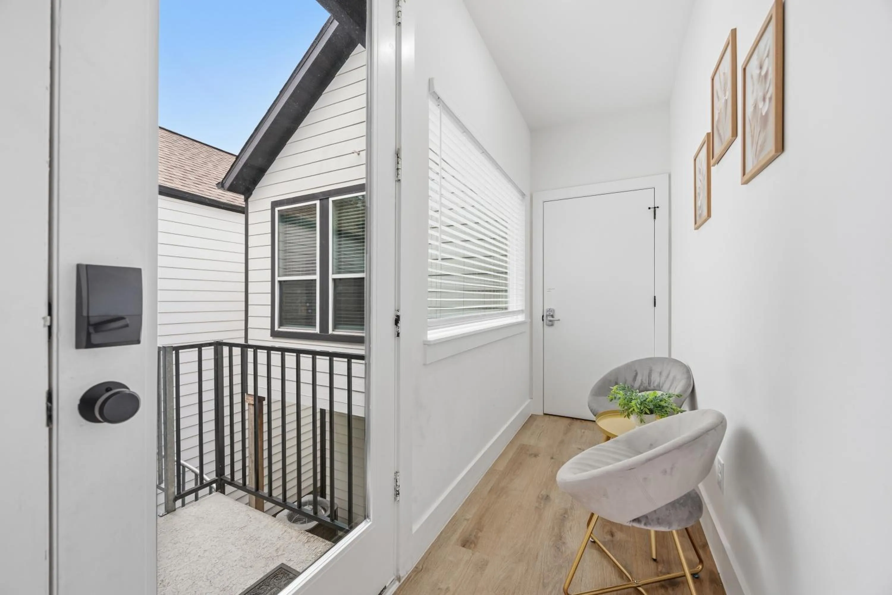 The Right Studio @ East Downtown