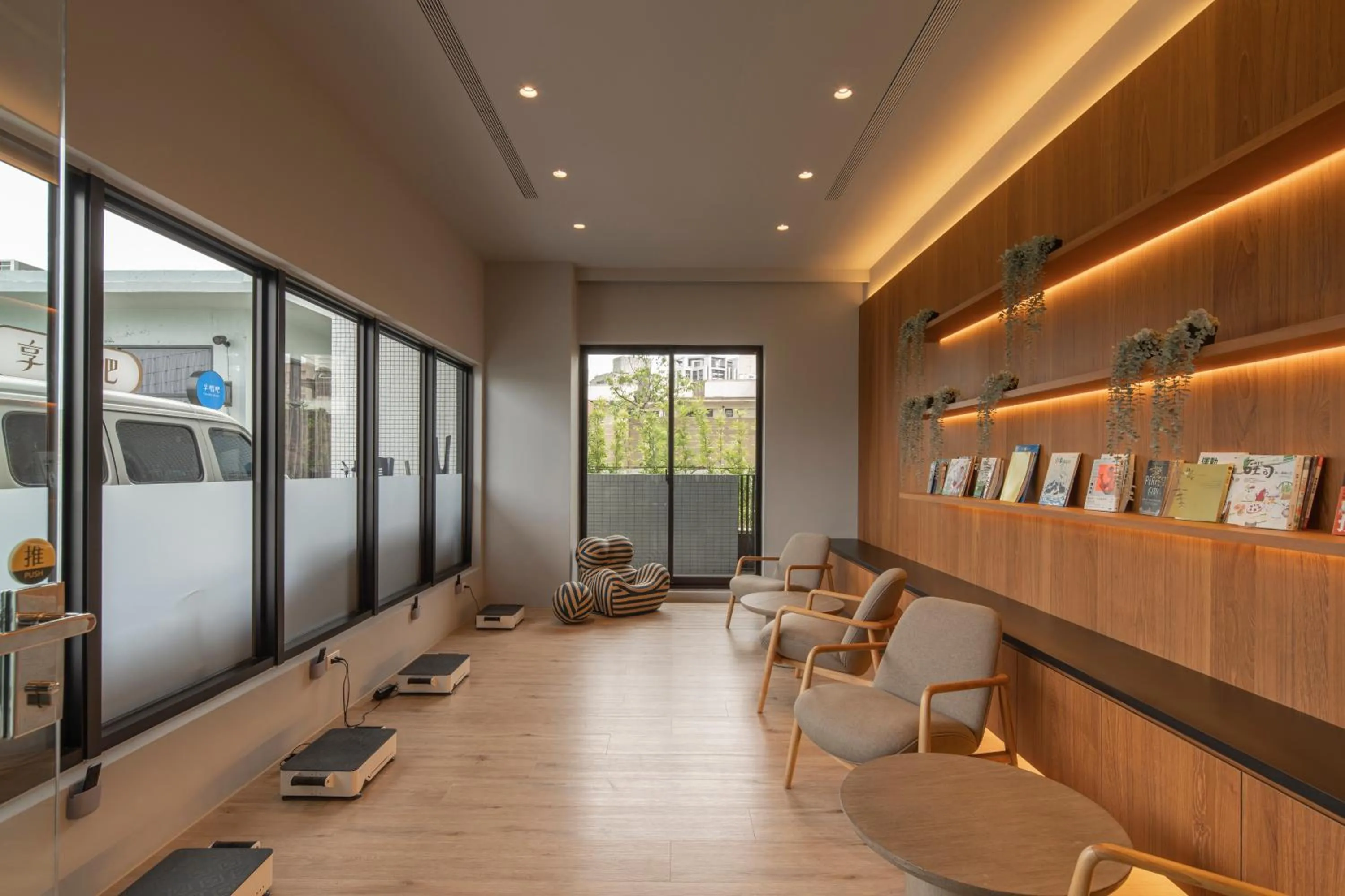 Fitness centre/facilities in In Joy Hotel